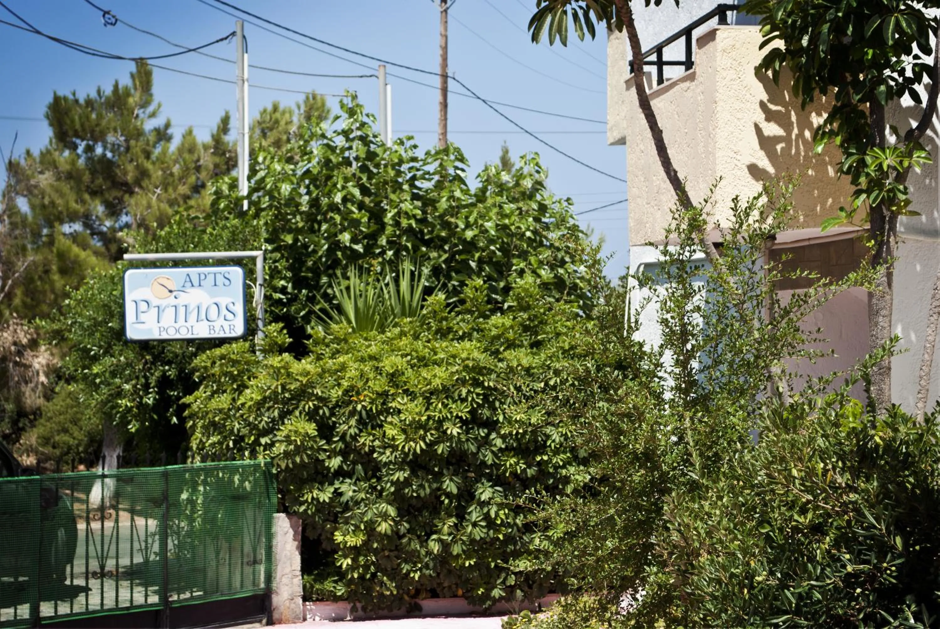 Prinos Apartments
