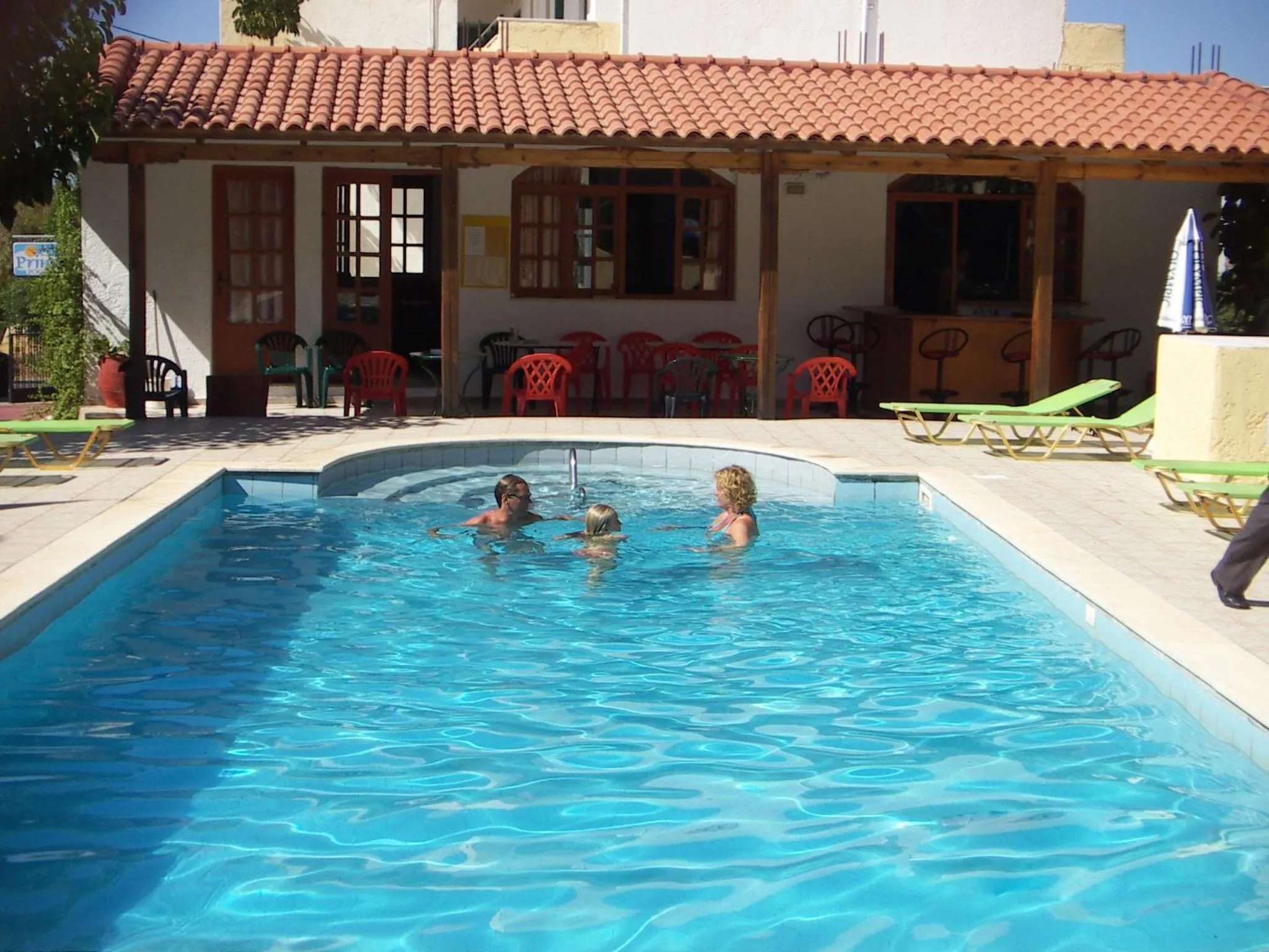 Prinos Apartments
