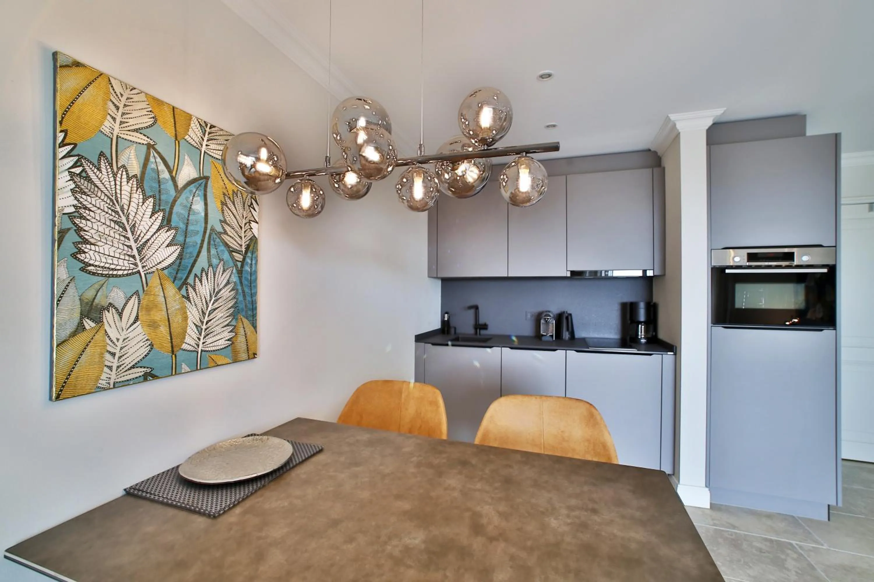 Kitchen or kitchenette in ApartHotel Seepferdchen