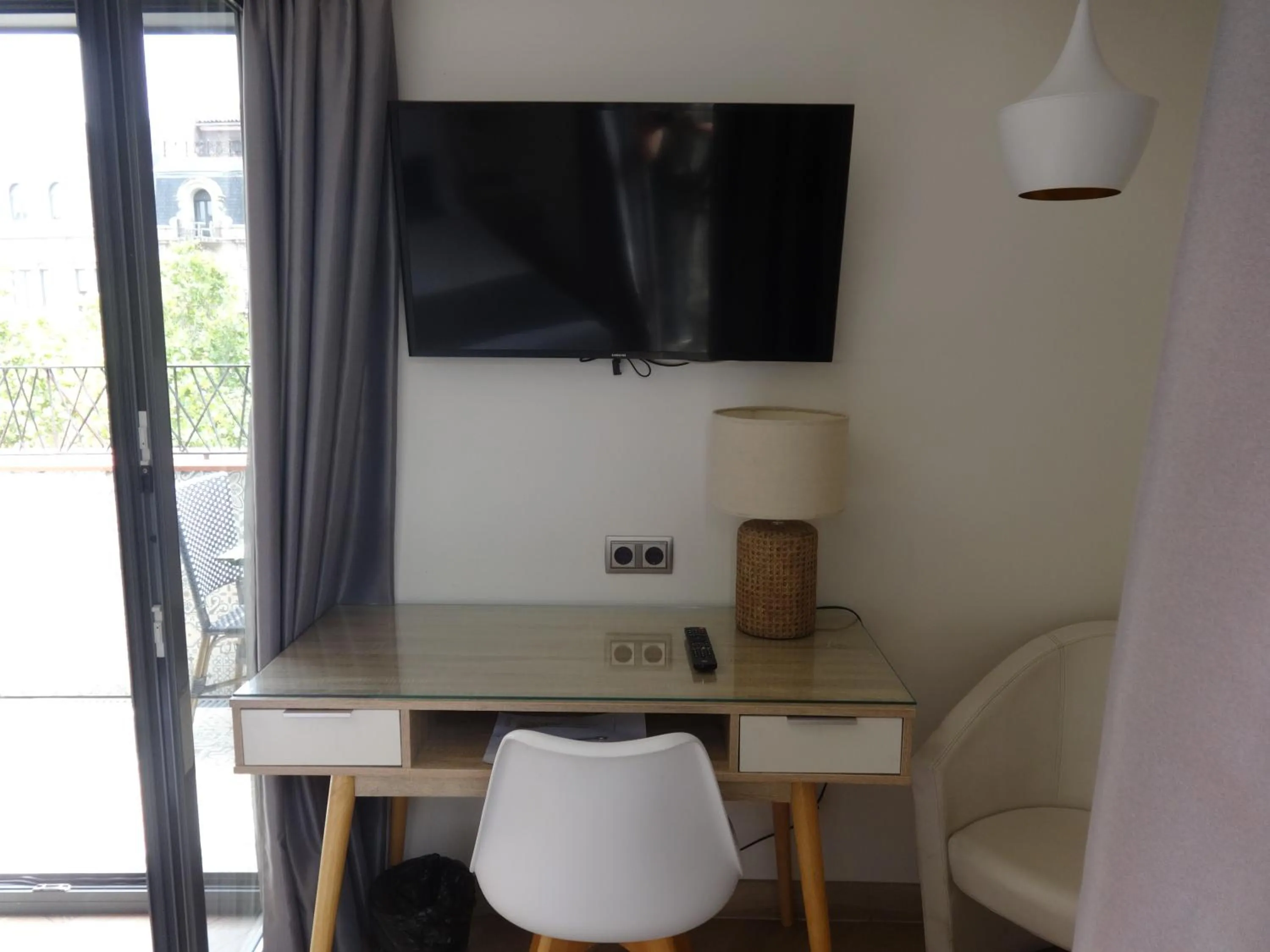 TV and multimedia in Hotel Lloret Ramblas
