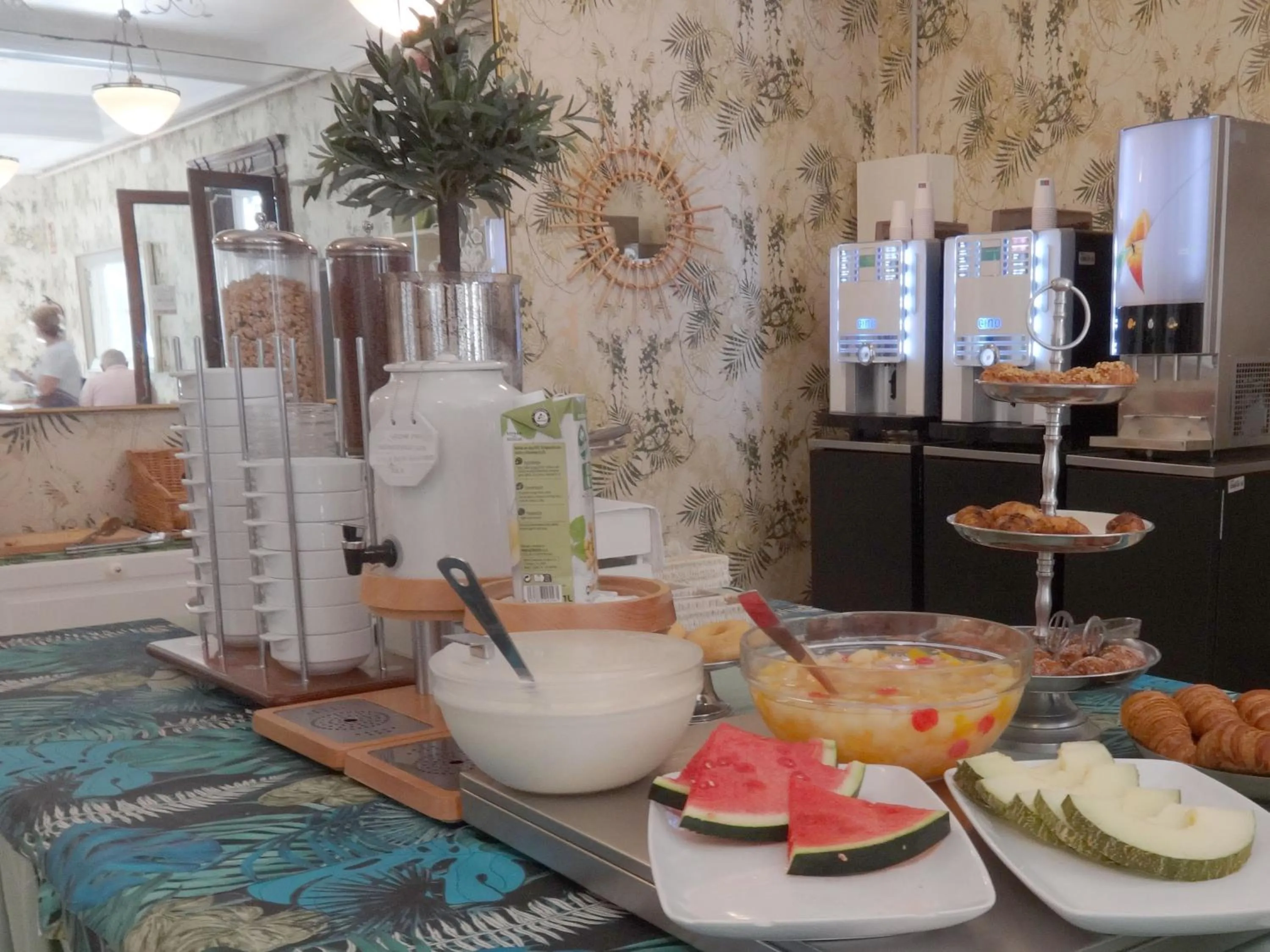 Buffet breakfast in Hotel Lloret Ramblas