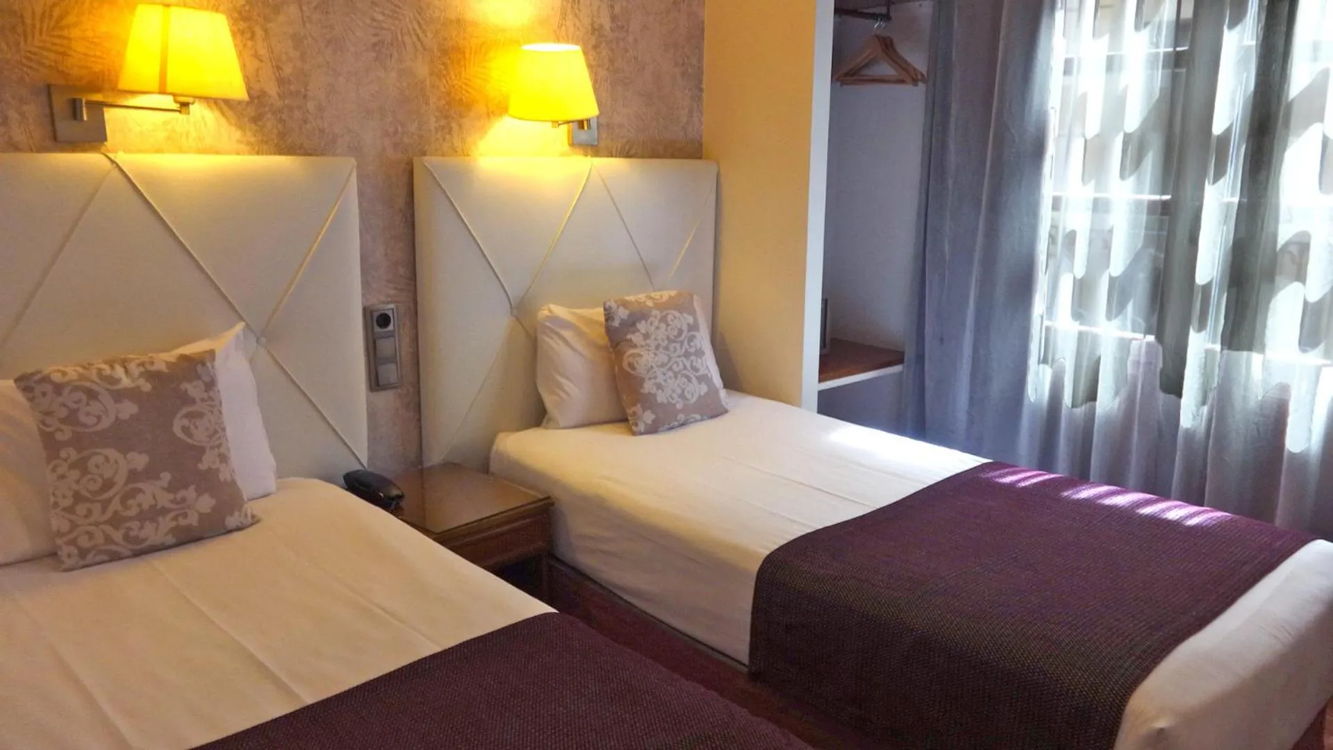 Bed in Hotel Lloret Ramblas