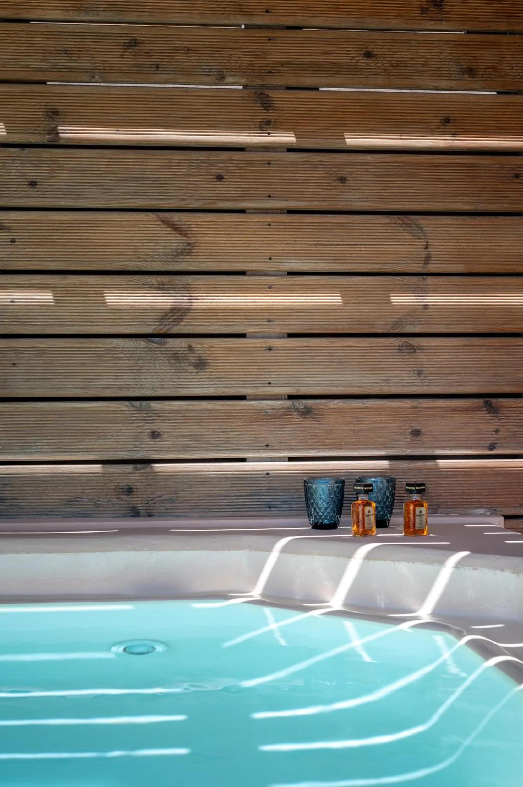 Hot Tub in Passion Blue Villas