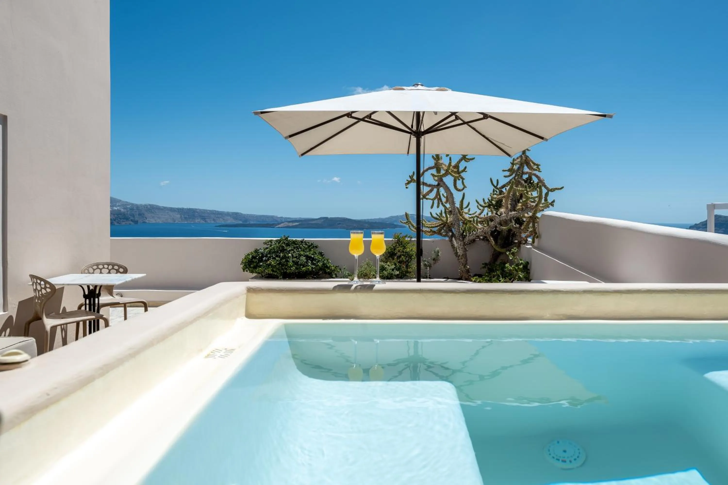 Patio in Passion Blue Villas