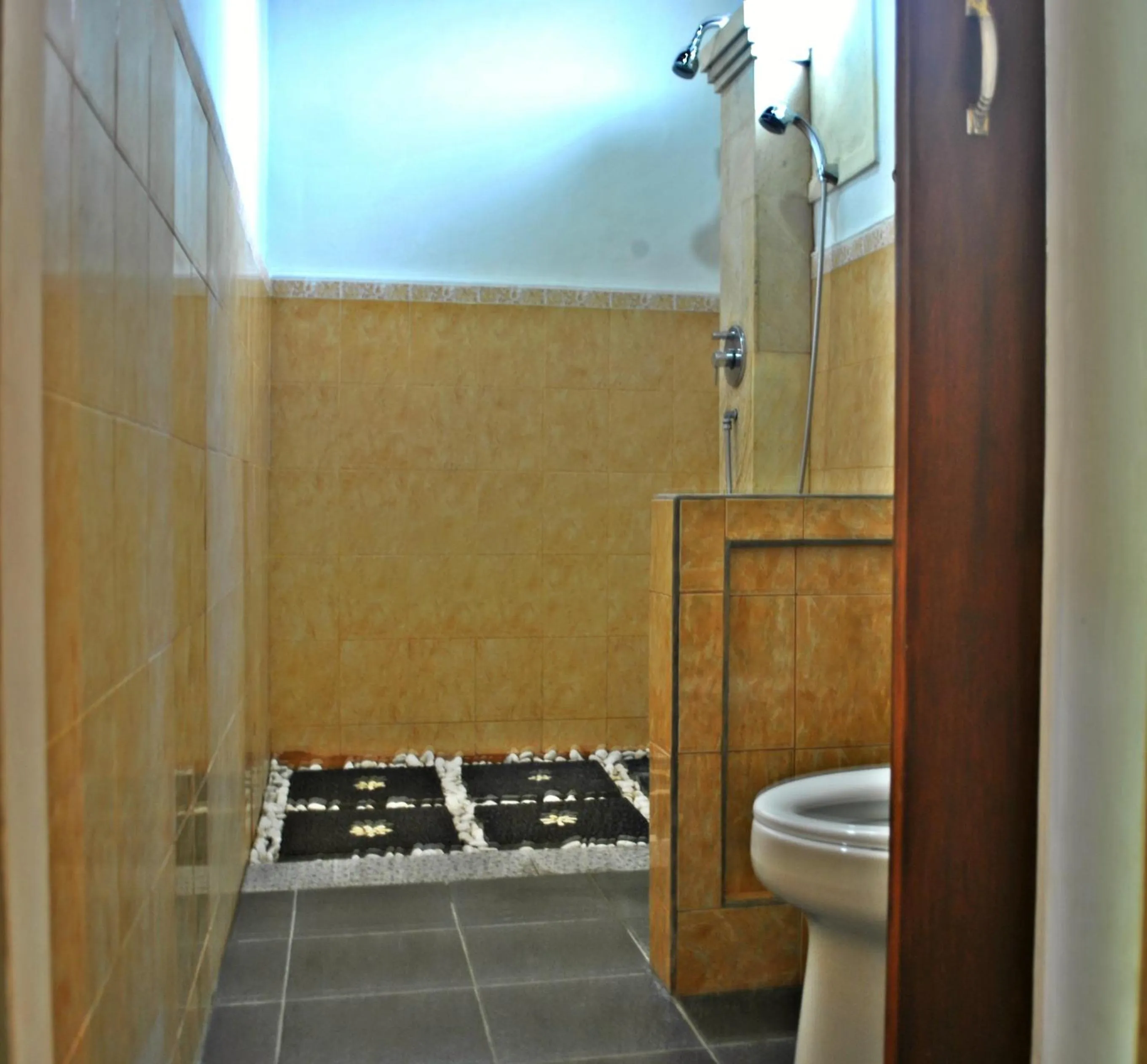 Bathroom in Rumah Roda