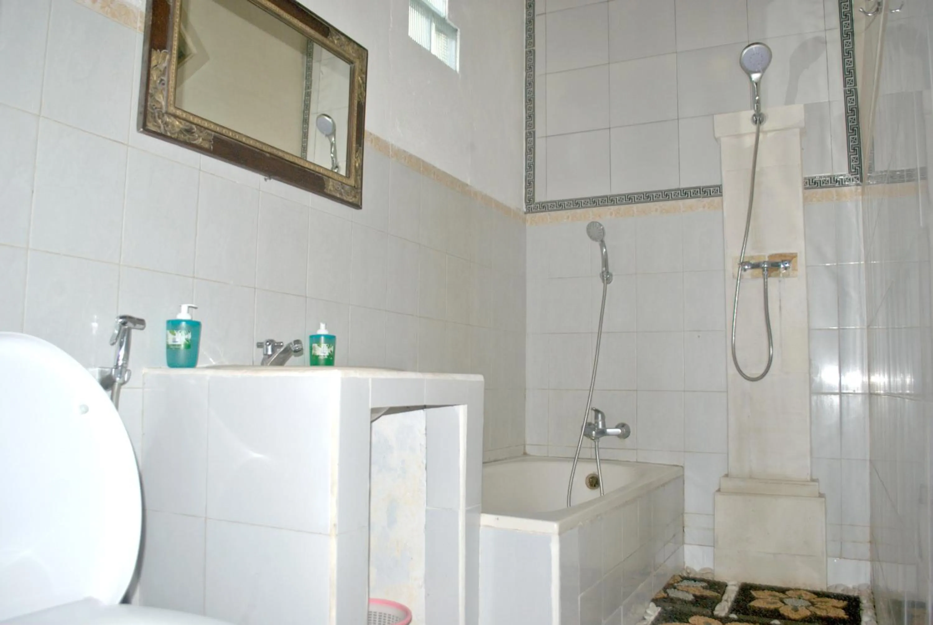Bathroom in Rumah Roda
