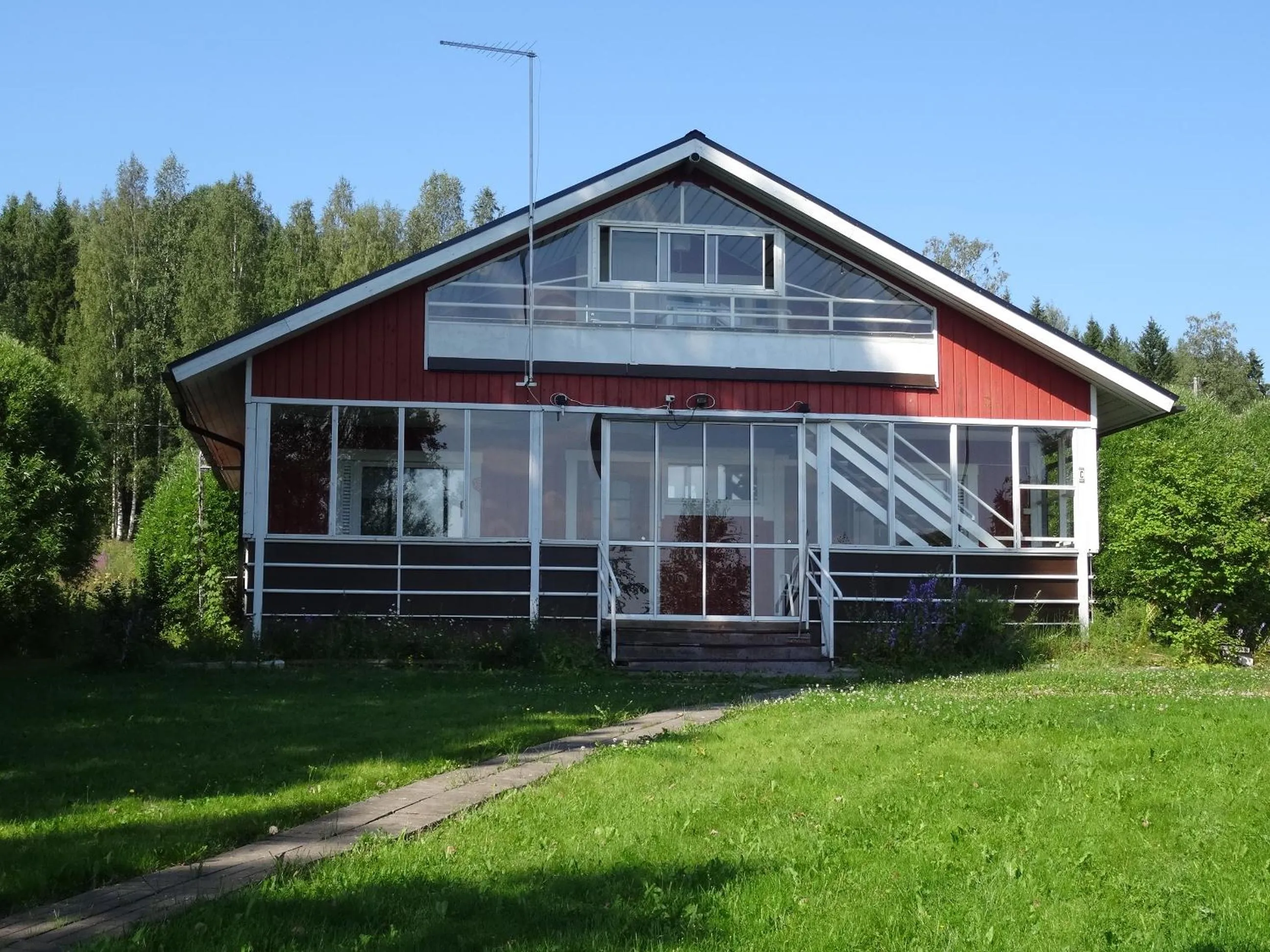Facade/entrance in Lomakoivulehto