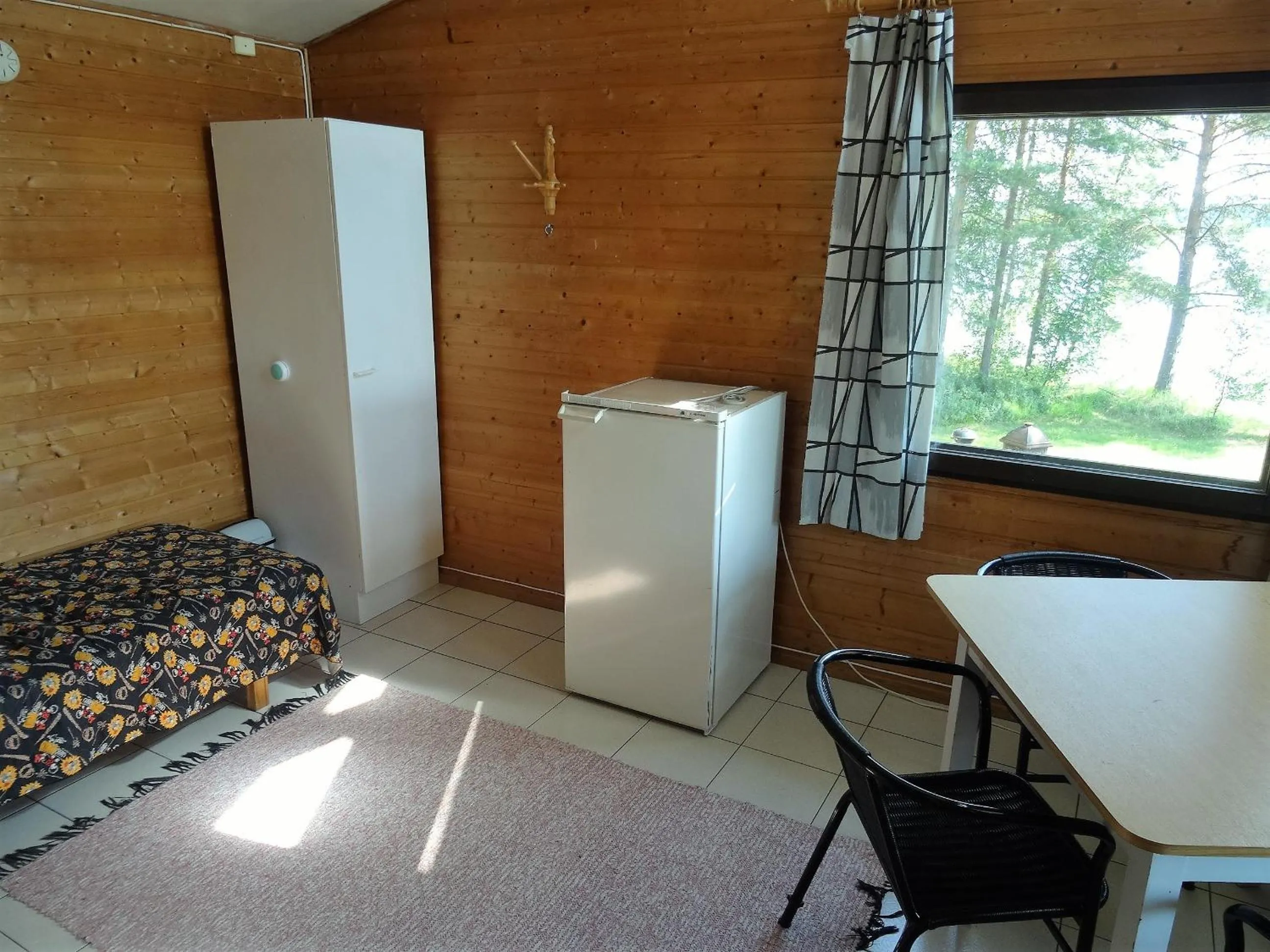 Photo of the whole room, Bed in Lomakoivulehto