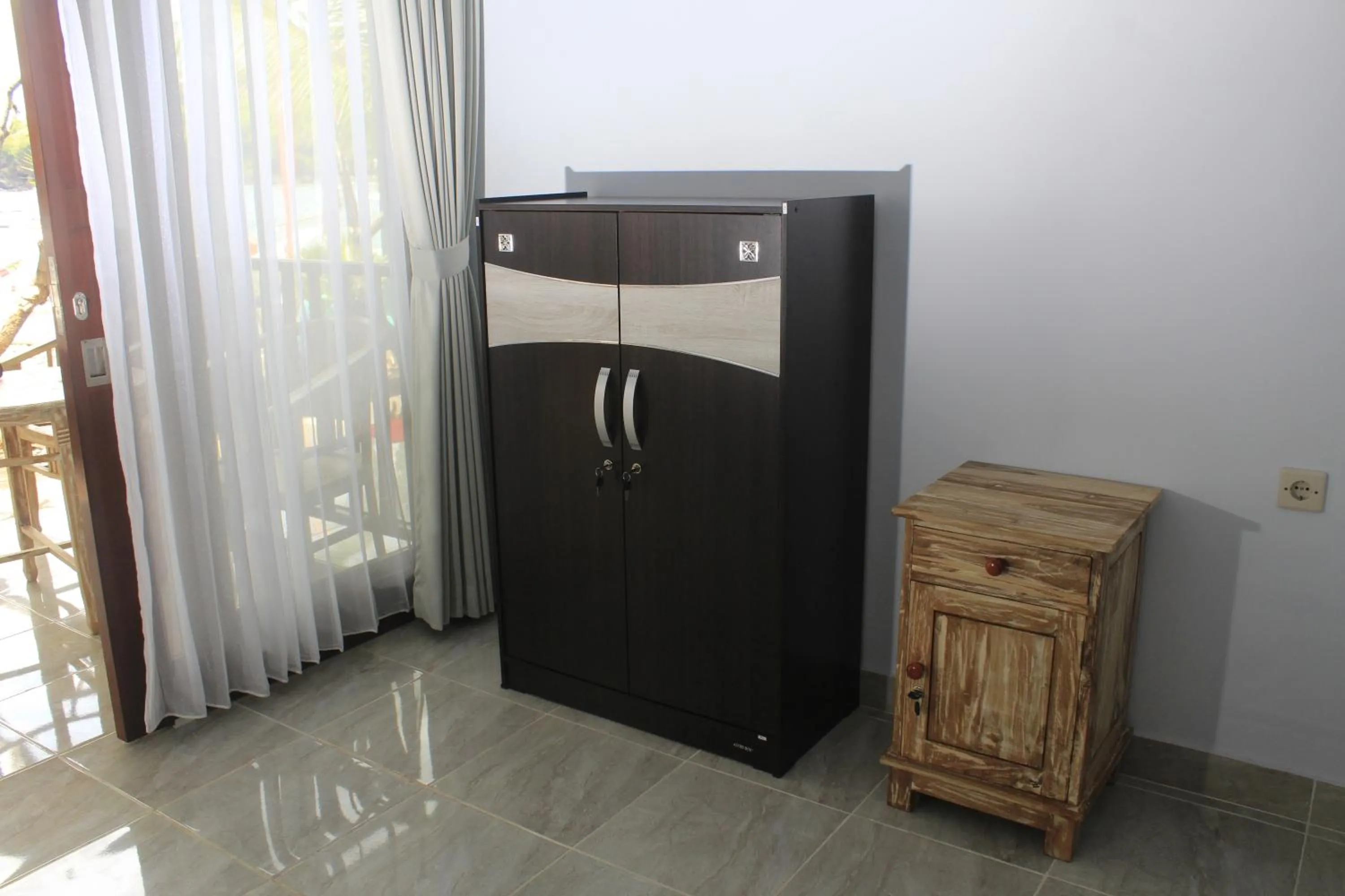 Double Room with Sea View in Teman Teman Bungalows 1