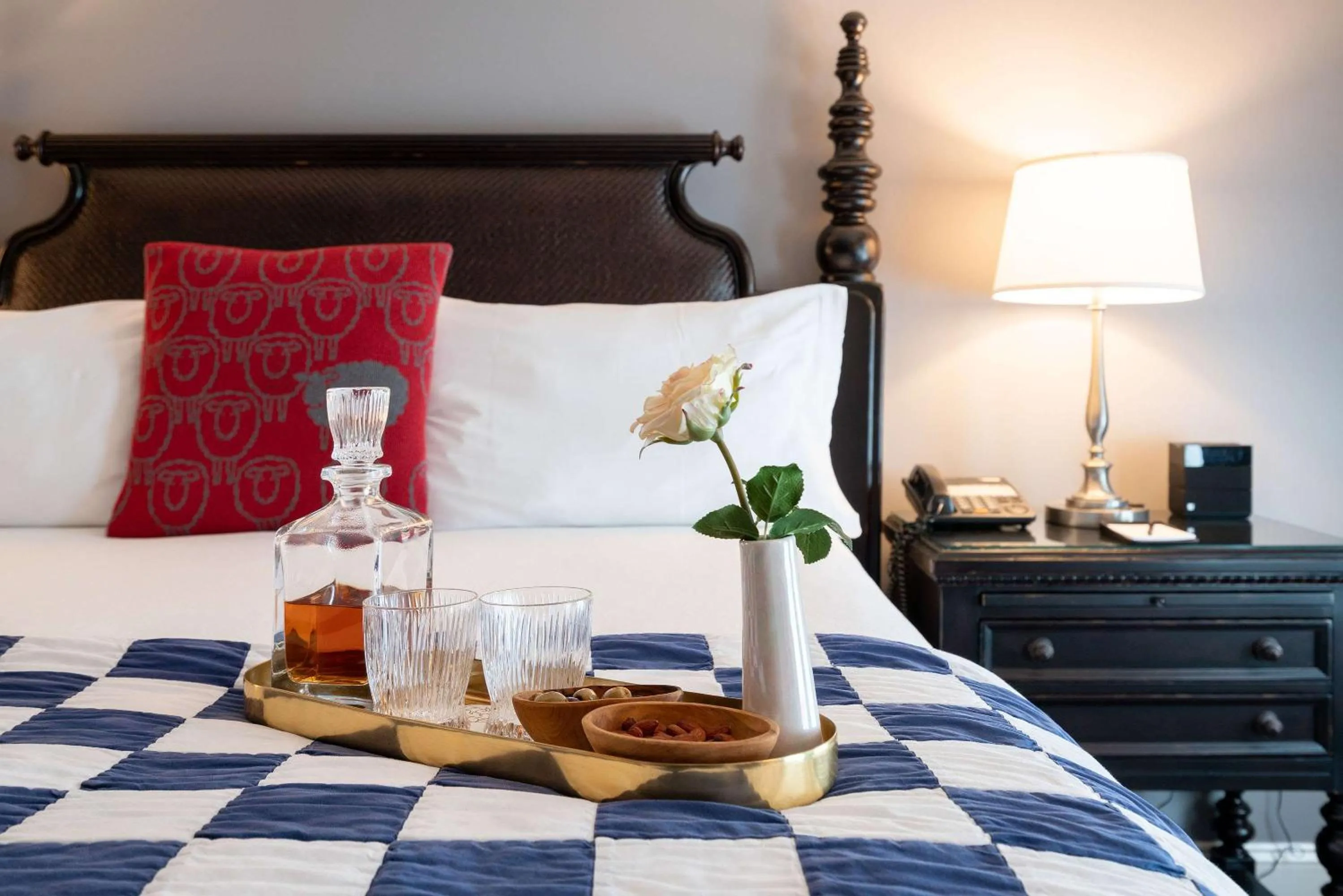 Bedroom, Bed in The Kendall Hotel at the Engine 7 Firehouse