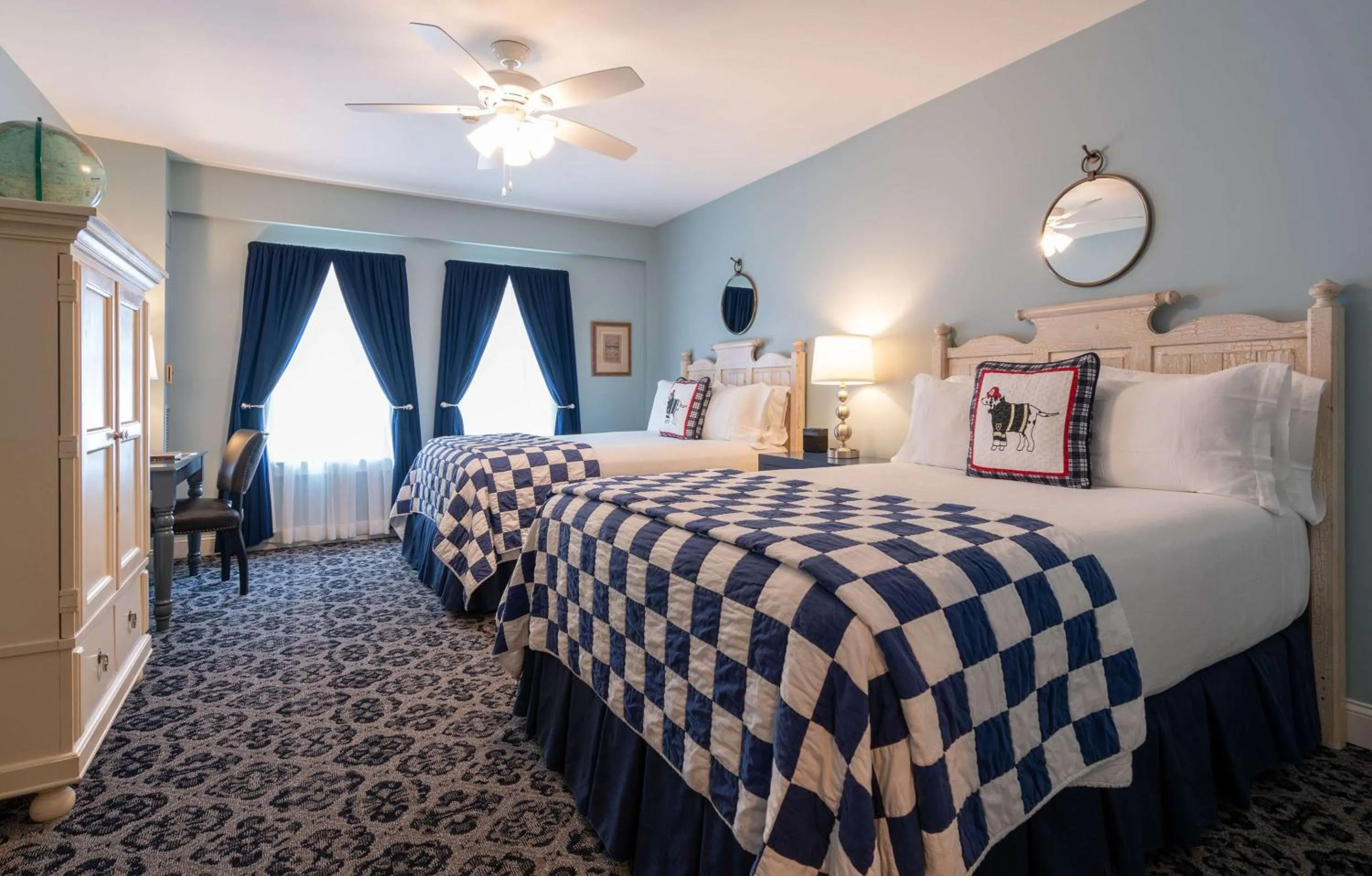 Bedroom, Bed in The Kendall Hotel at the Engine 7 Firehouse