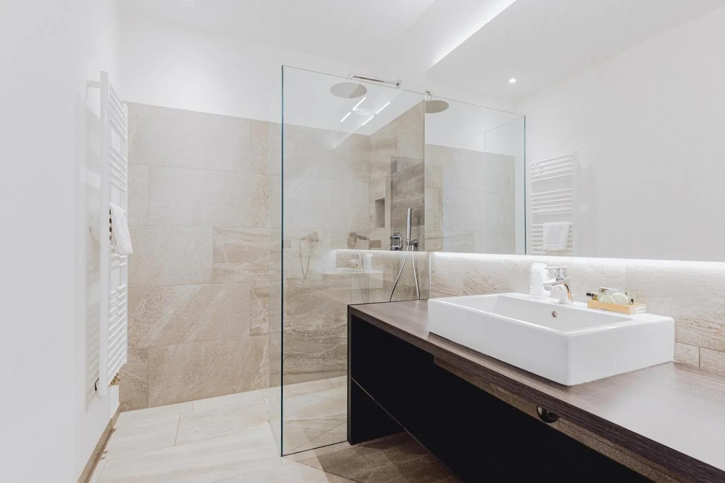 Bathroom in Hotel Raffl