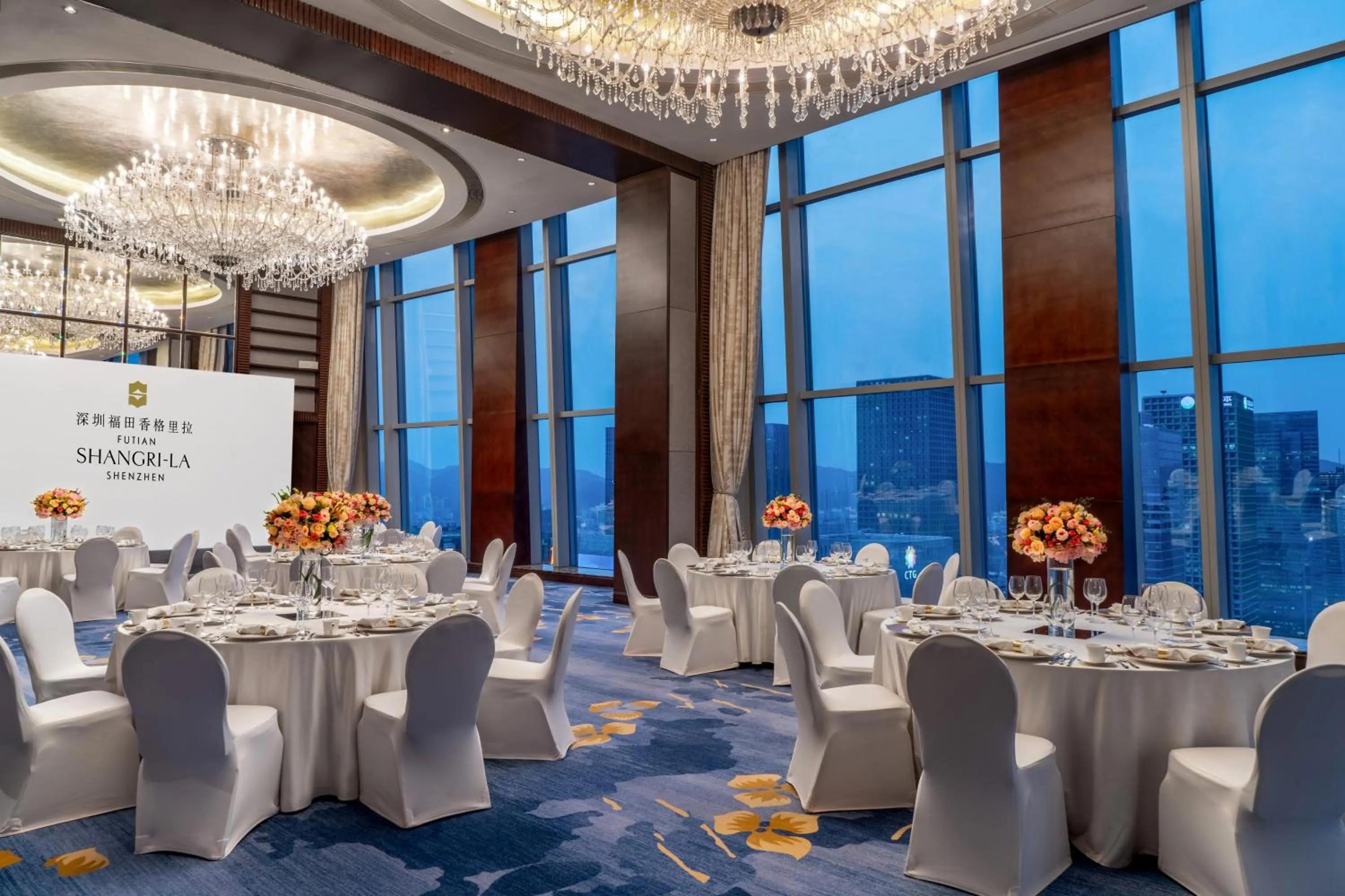 Property building in Futian Shangri-La, Shenzhen,Near to Shenzhen Convention&Exhibition Centre, Futian Railway Station