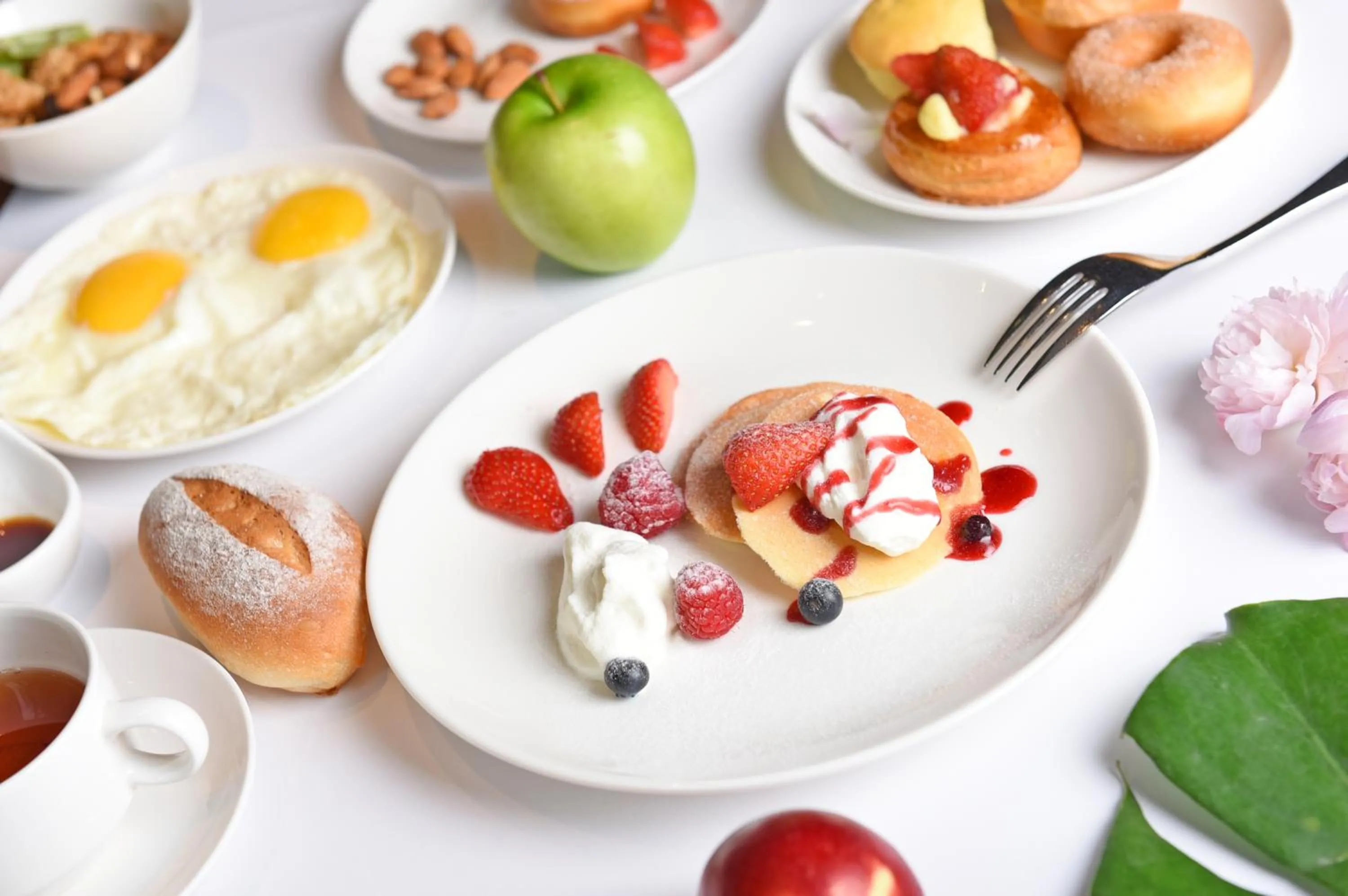 Buffet breakfast in Futian Shangri-La, Shenzhen,Near to Shenzhen Convention&Exhibition Centre, Futian Railway Station