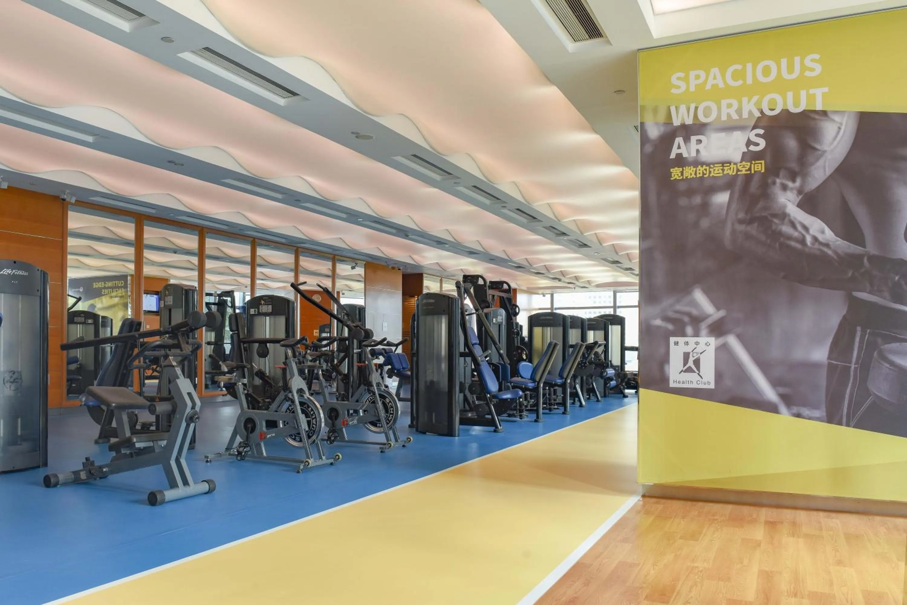 Property building in Futian Shangri-La, Shenzhen,Near to Shenzhen Convention&Exhibition Centre, Futian Railway Station