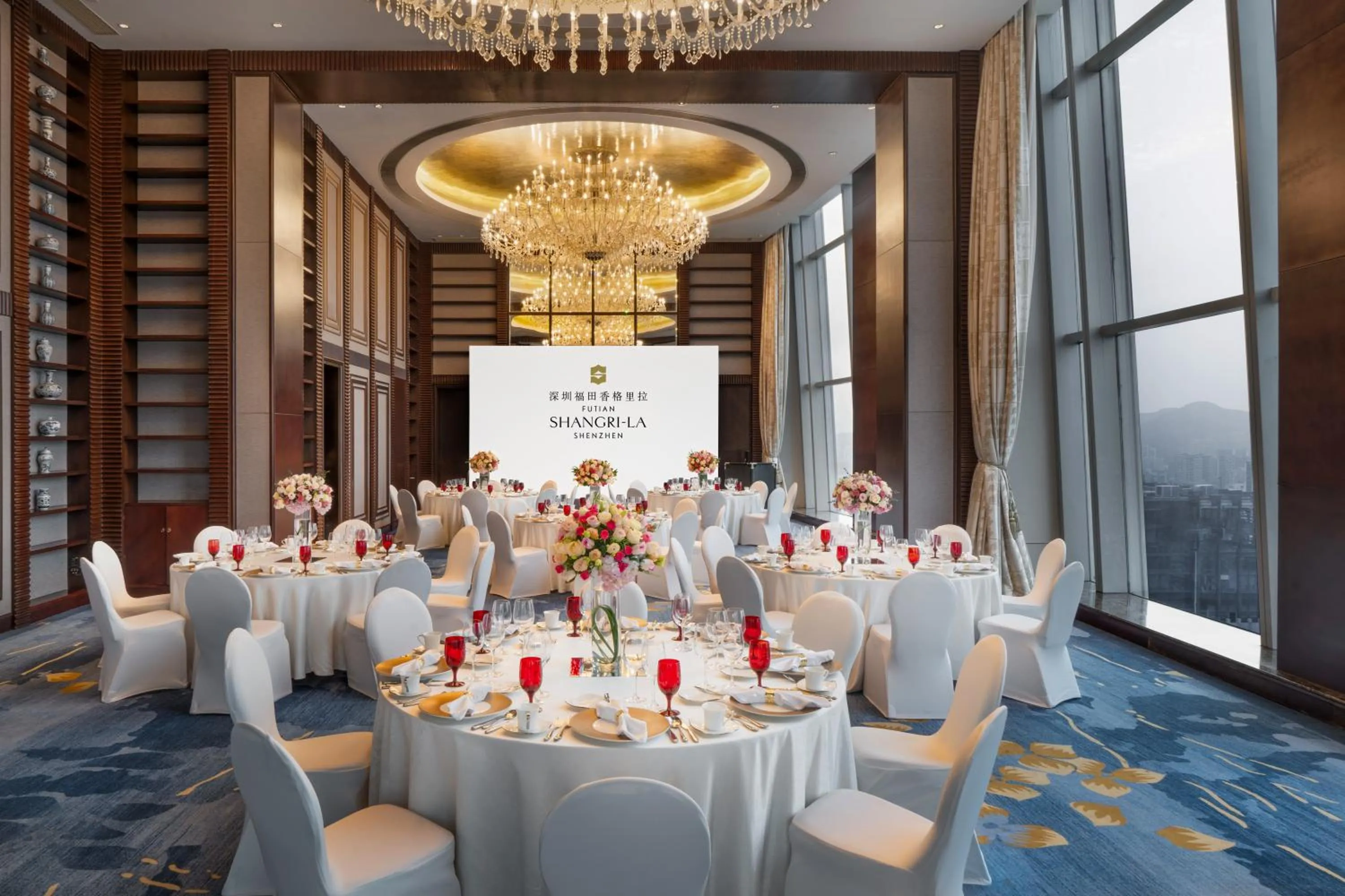 Property building in Futian Shangri-La, Shenzhen,Near to Shenzhen Convention&Exhibition Centre, Futian Railway Station