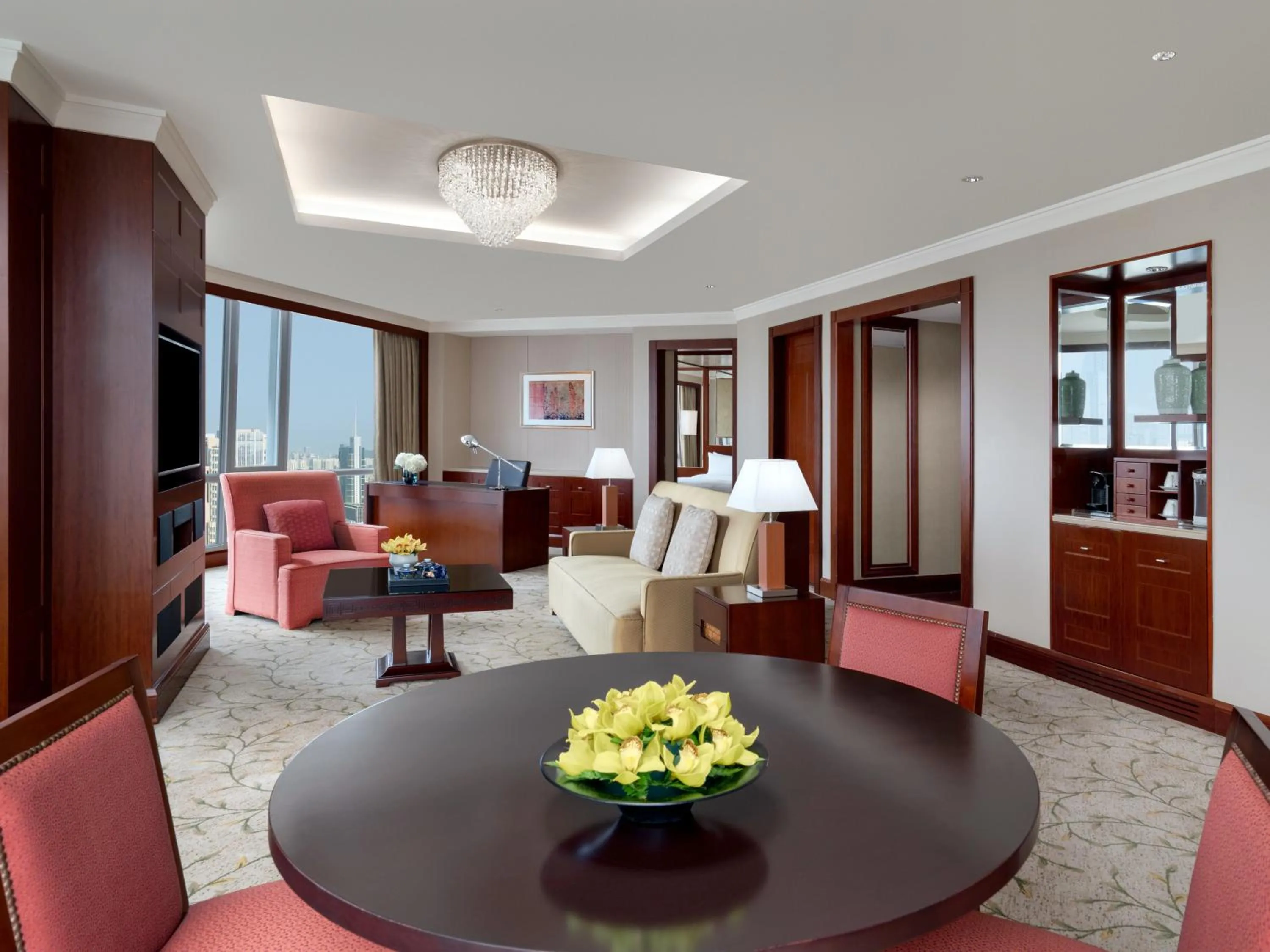 Living room in Futian Shangri-La, Shenzhen,Near to Shenzhen Convention&Exhibition Centre, Futian Railway Station