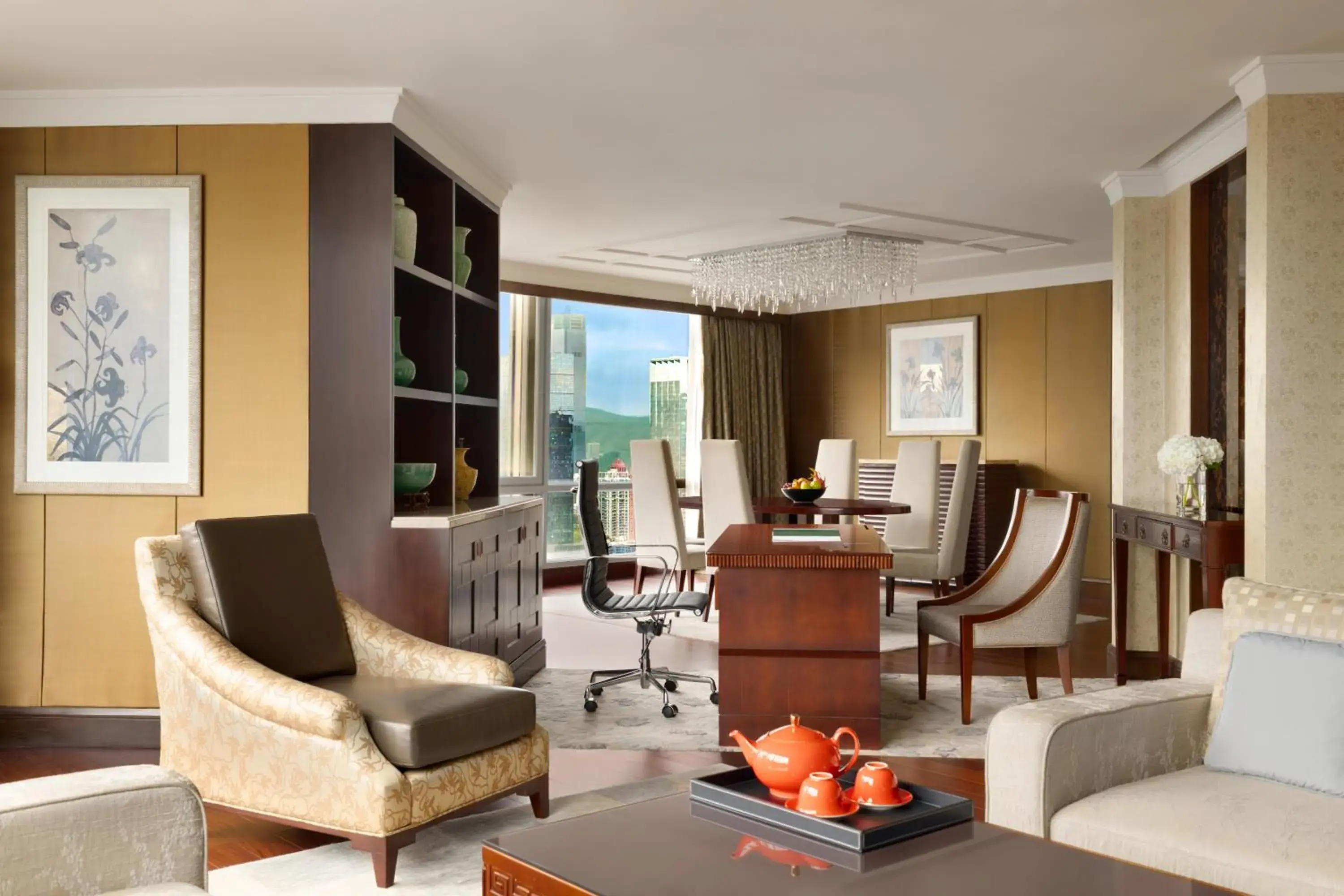 Deluxe Suite in Futian Shangri-La, Shenzhen,Near to Shenzhen Convention&Exhibition Centre, Futian Railway Station Deluxe Suite in Futian Shangri-La, Shenzhen,Near to Shenzhen Convention&Exhibition Centre, Futian Railway Station