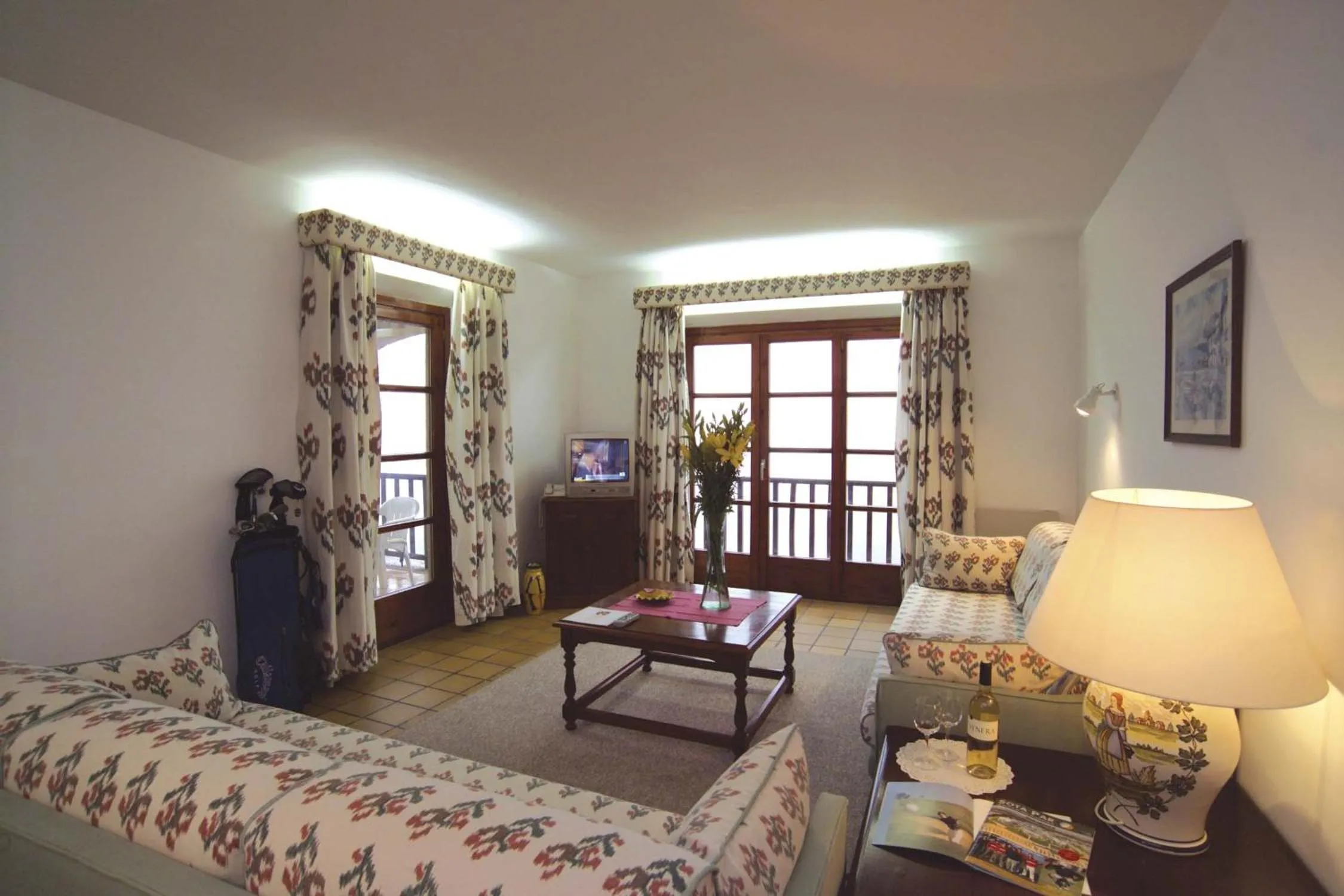 Living room, Bed in Hapimag Resort Mas Nou