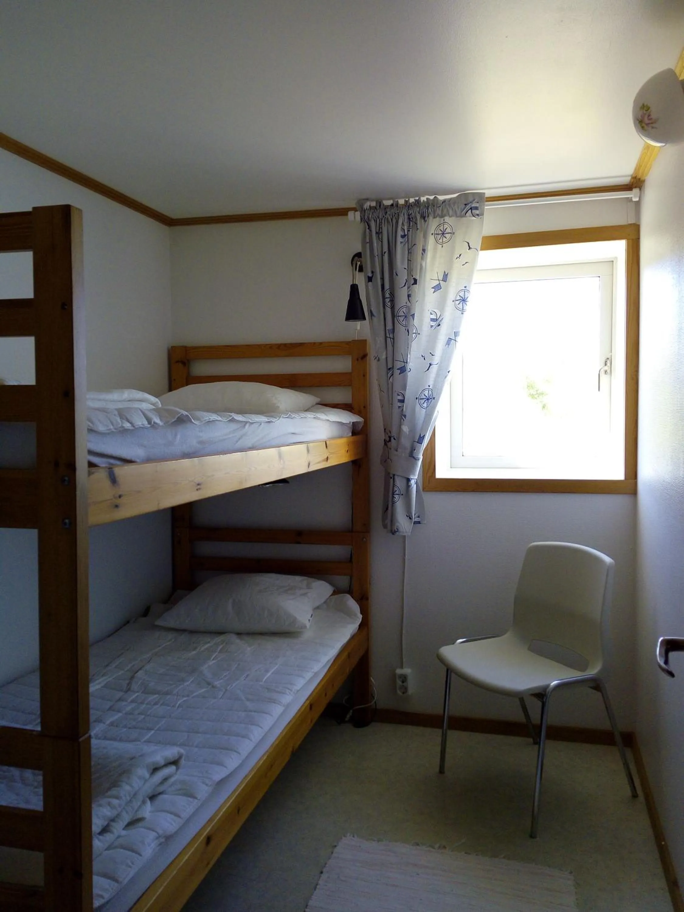 bunk bed, Bed in Kungshamns Vandrarhem