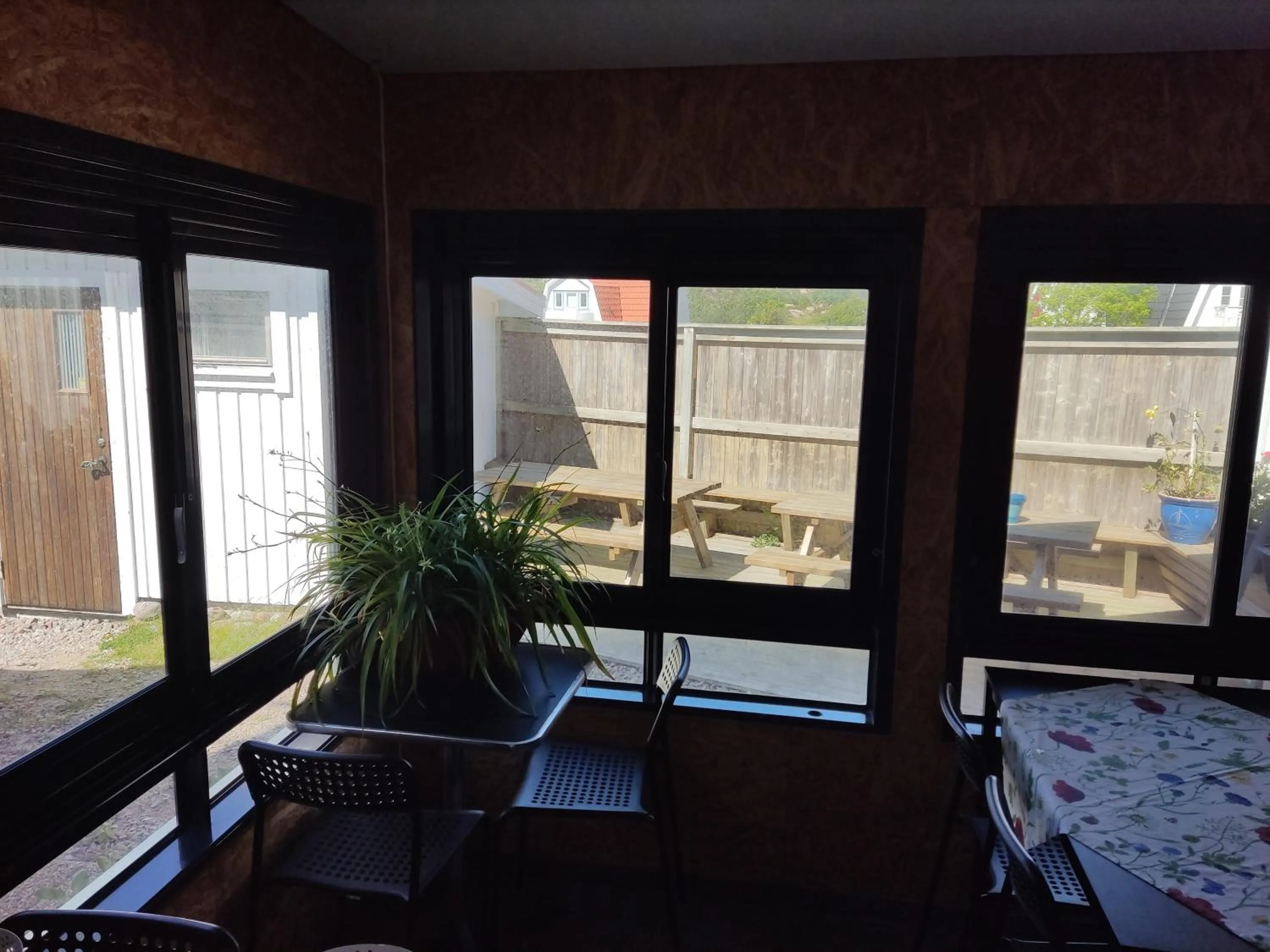 Dining area in Kungshamns Vandrarhem
