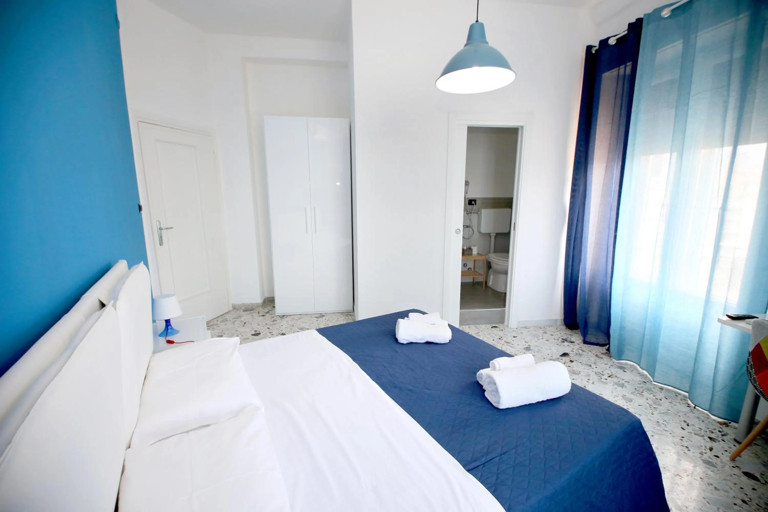 Bed in B&B Salernow2