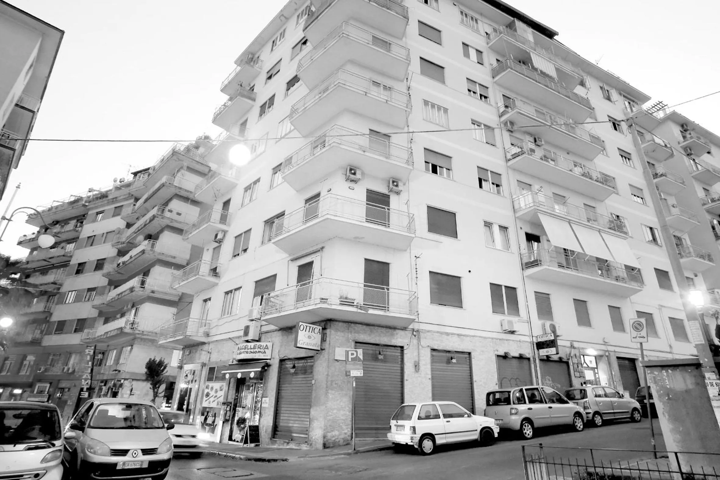 Property building in B&B Salernow2