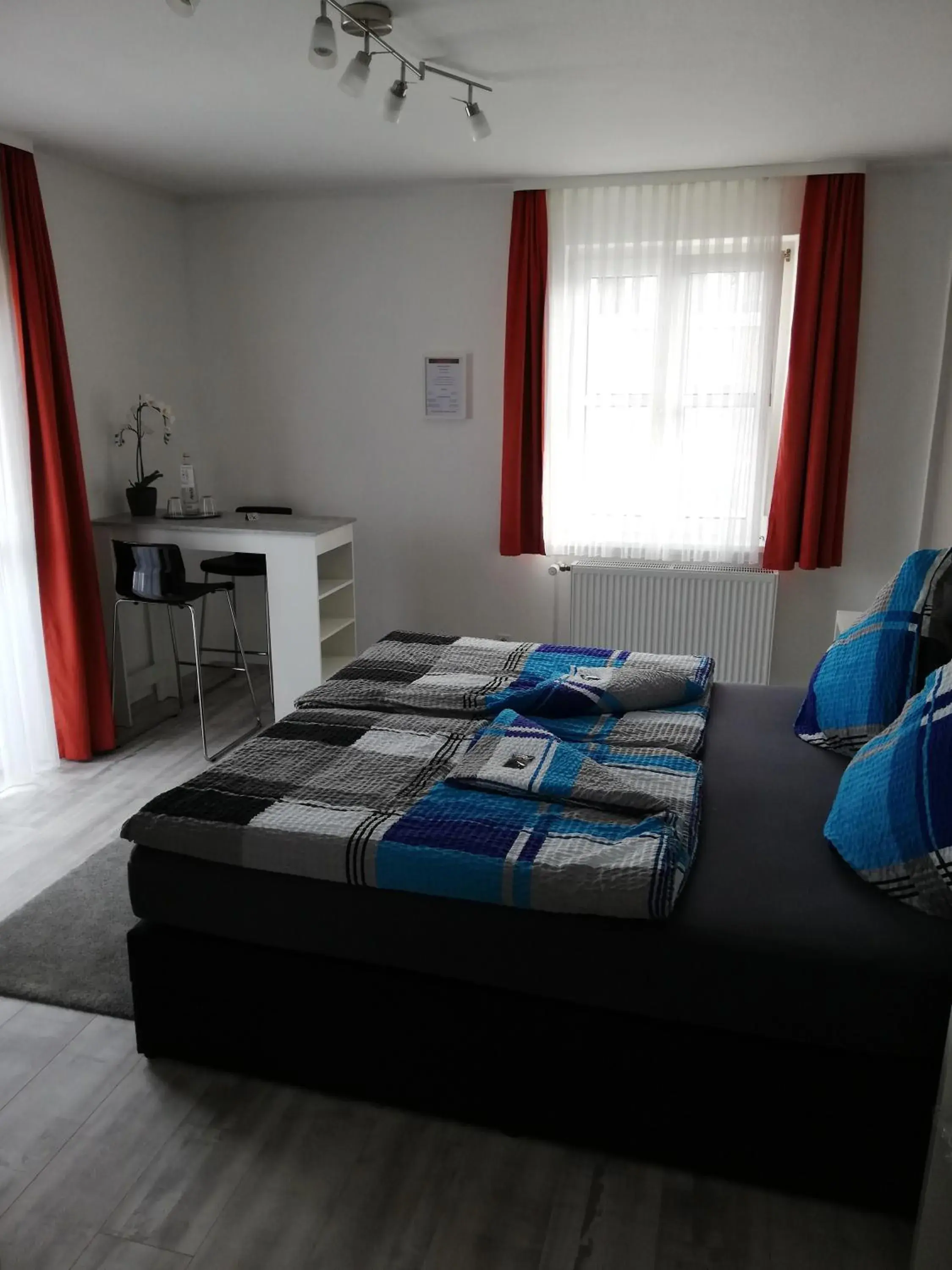 Family Room with Balcony - single occupancy in Gasthof Schillereck Family Room with Balcony - single occupancy in Gasthof Schillereck