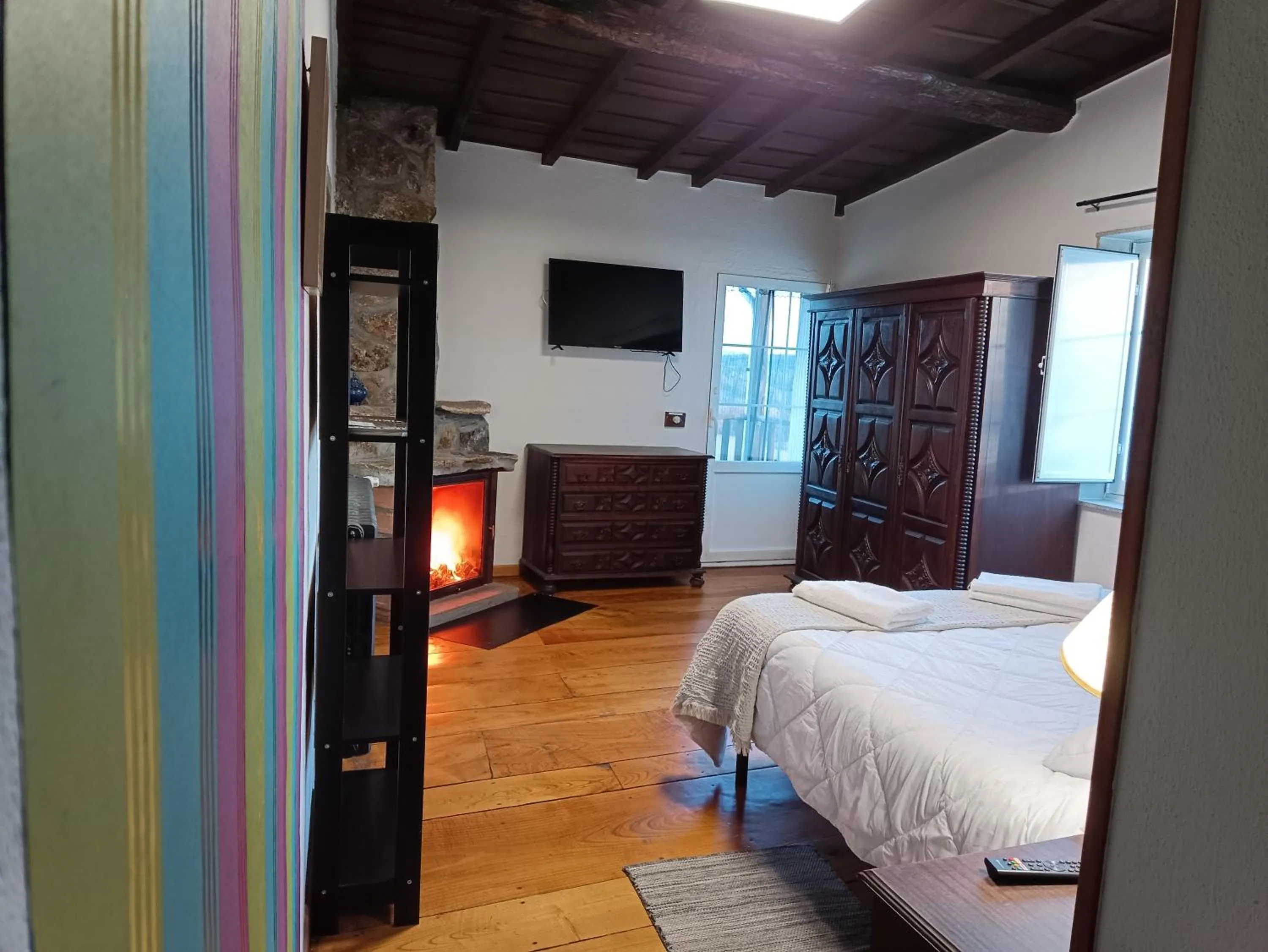 Superior Double Room in Casa dos Muros turismo rural y actividades en la Ribeira Sacra