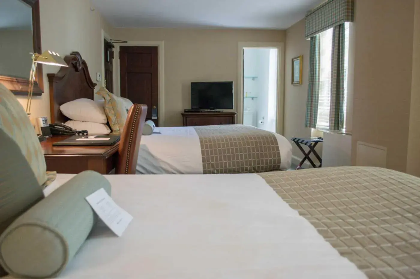 Bedroom, Bed in The Exeter Inn Bedroom, Bed in The Exeter Inn