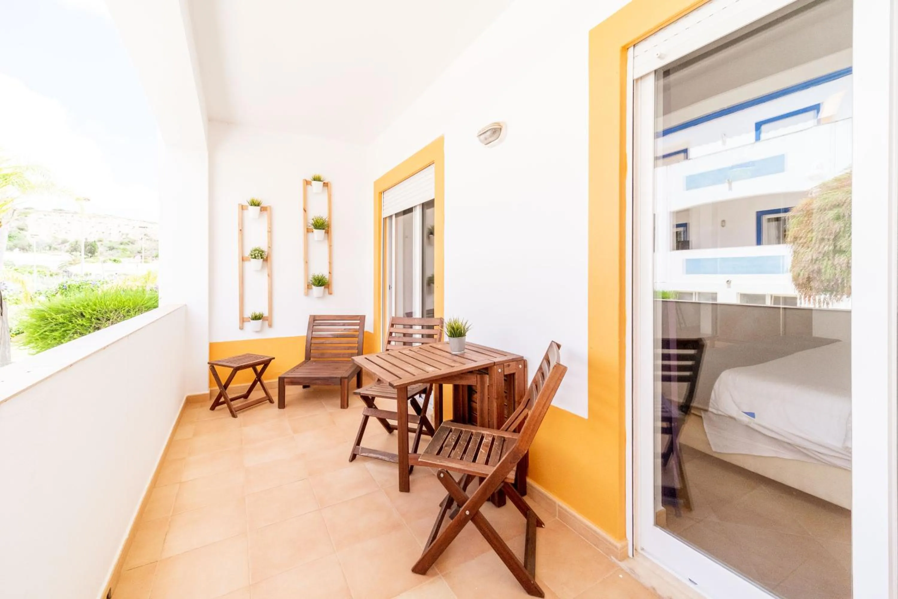 Balcony/Terrace in Oasis Beach Apartments