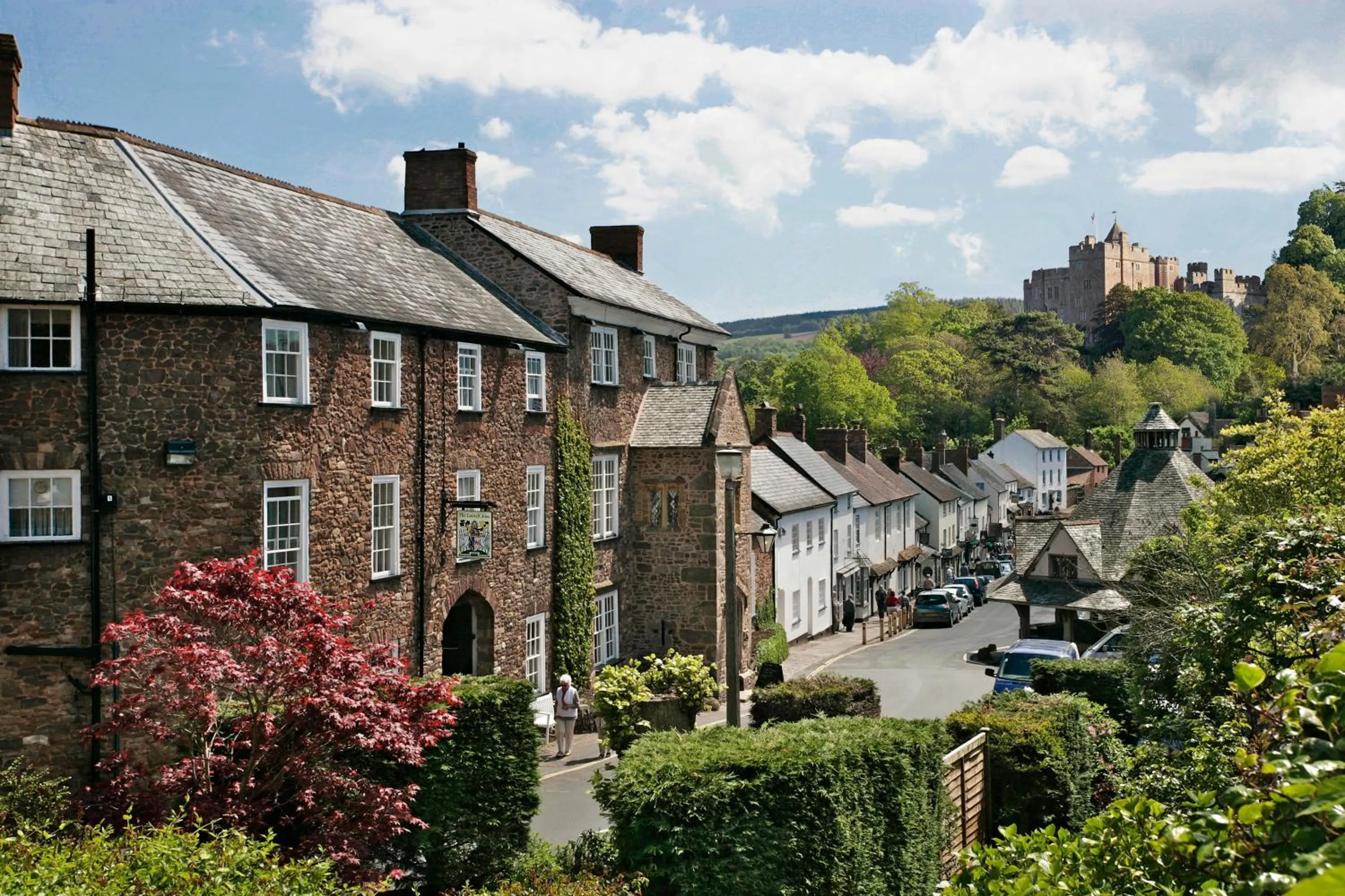 Property building in Luttrell Arms