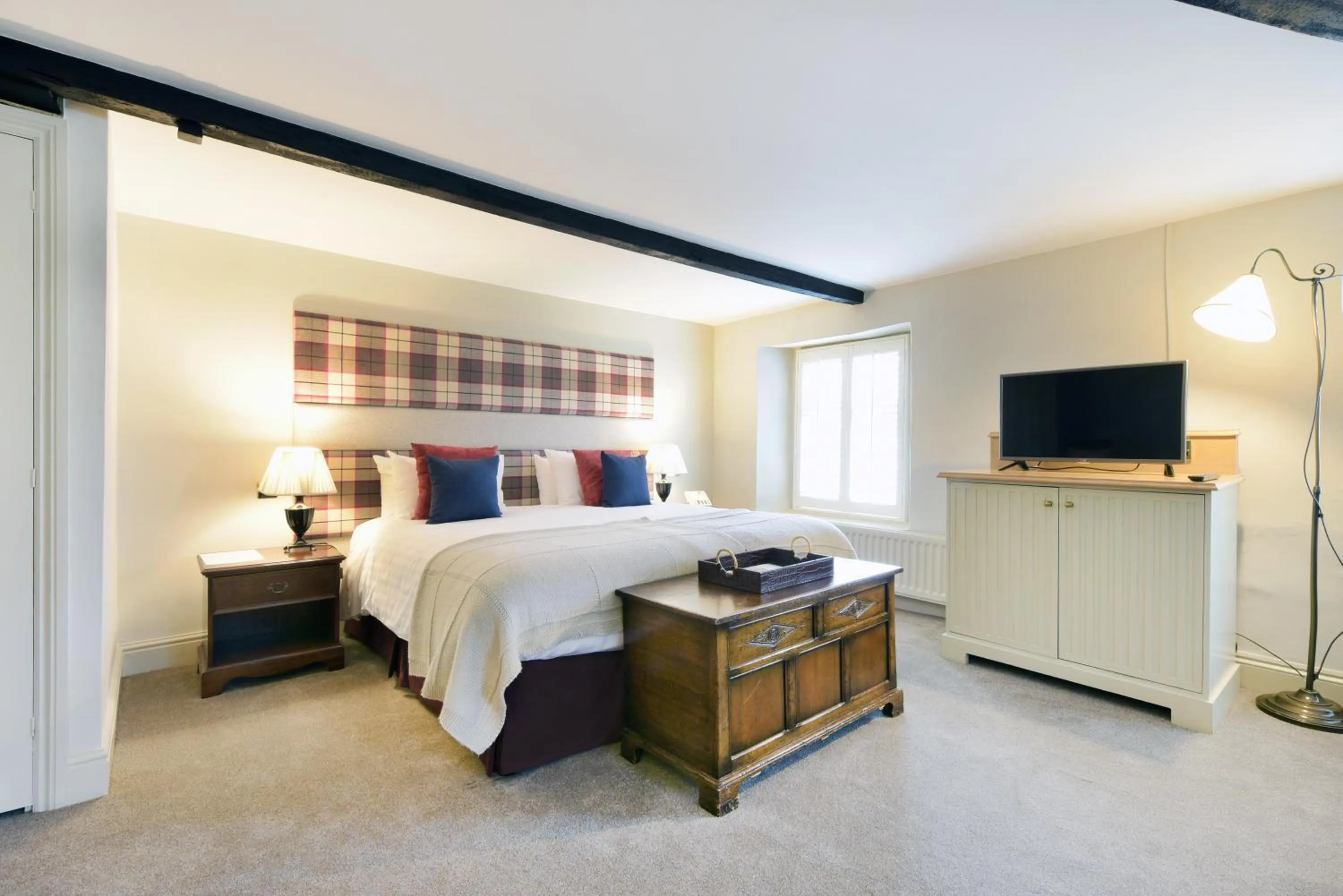 Bed in Luttrell Arms