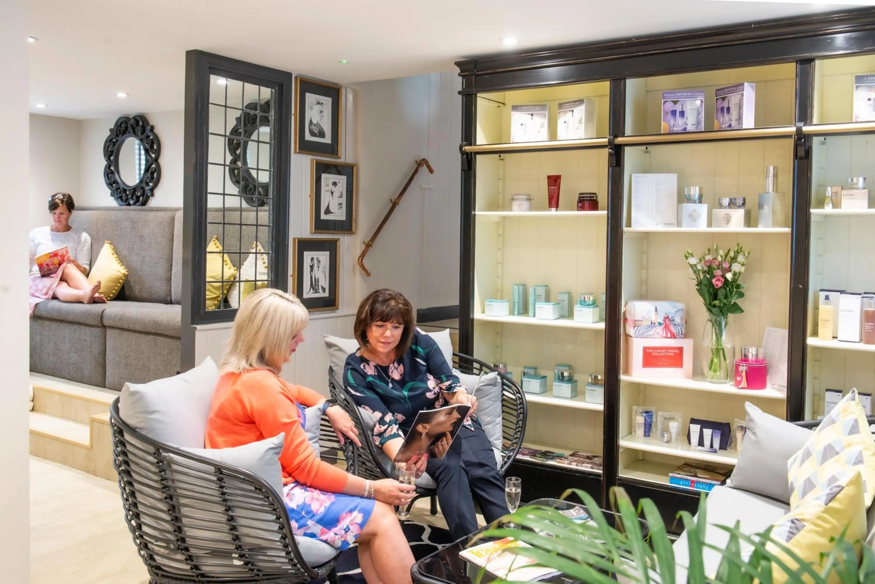 People in Luttrell Arms