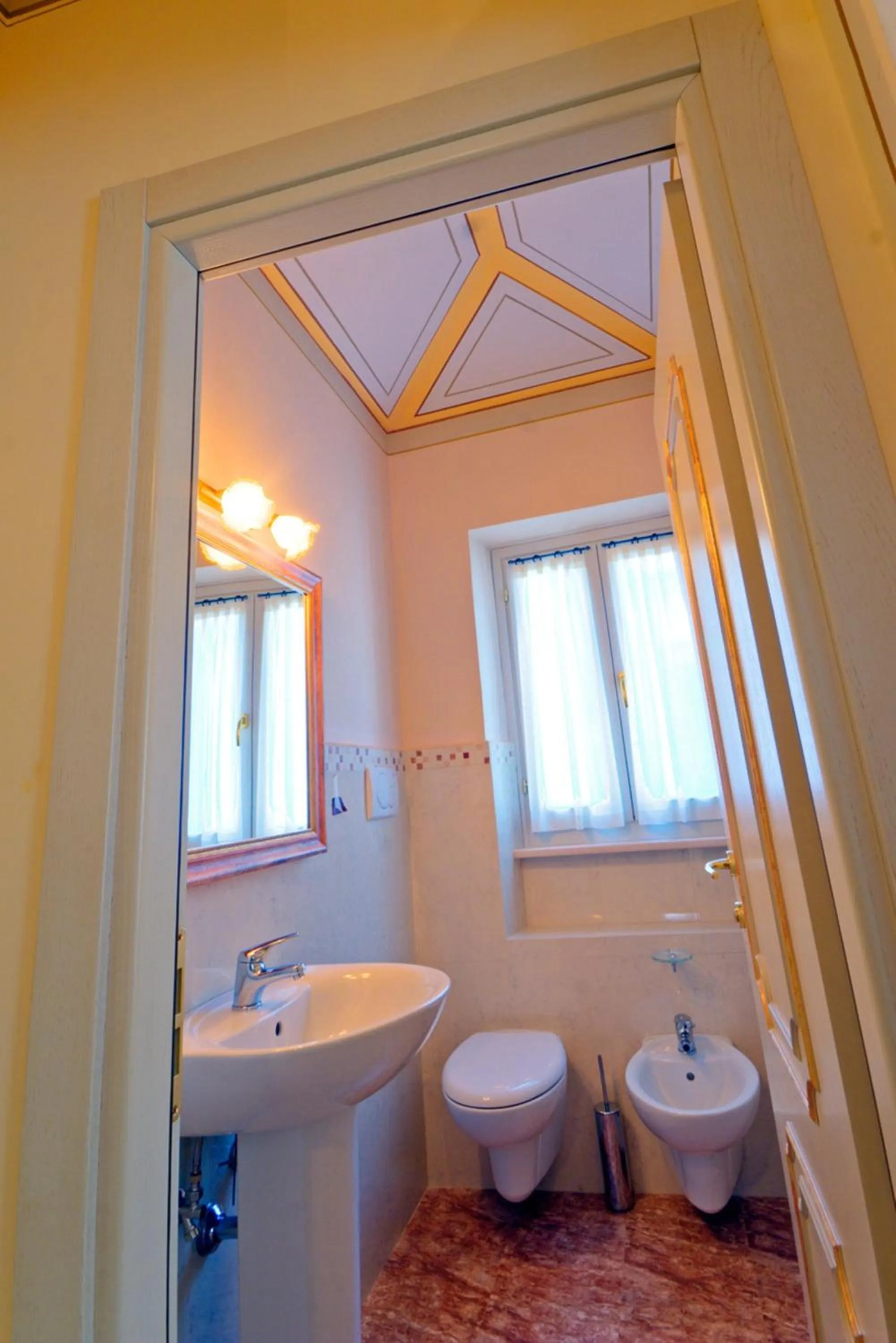 Bathroom in Il Vicolo Relais