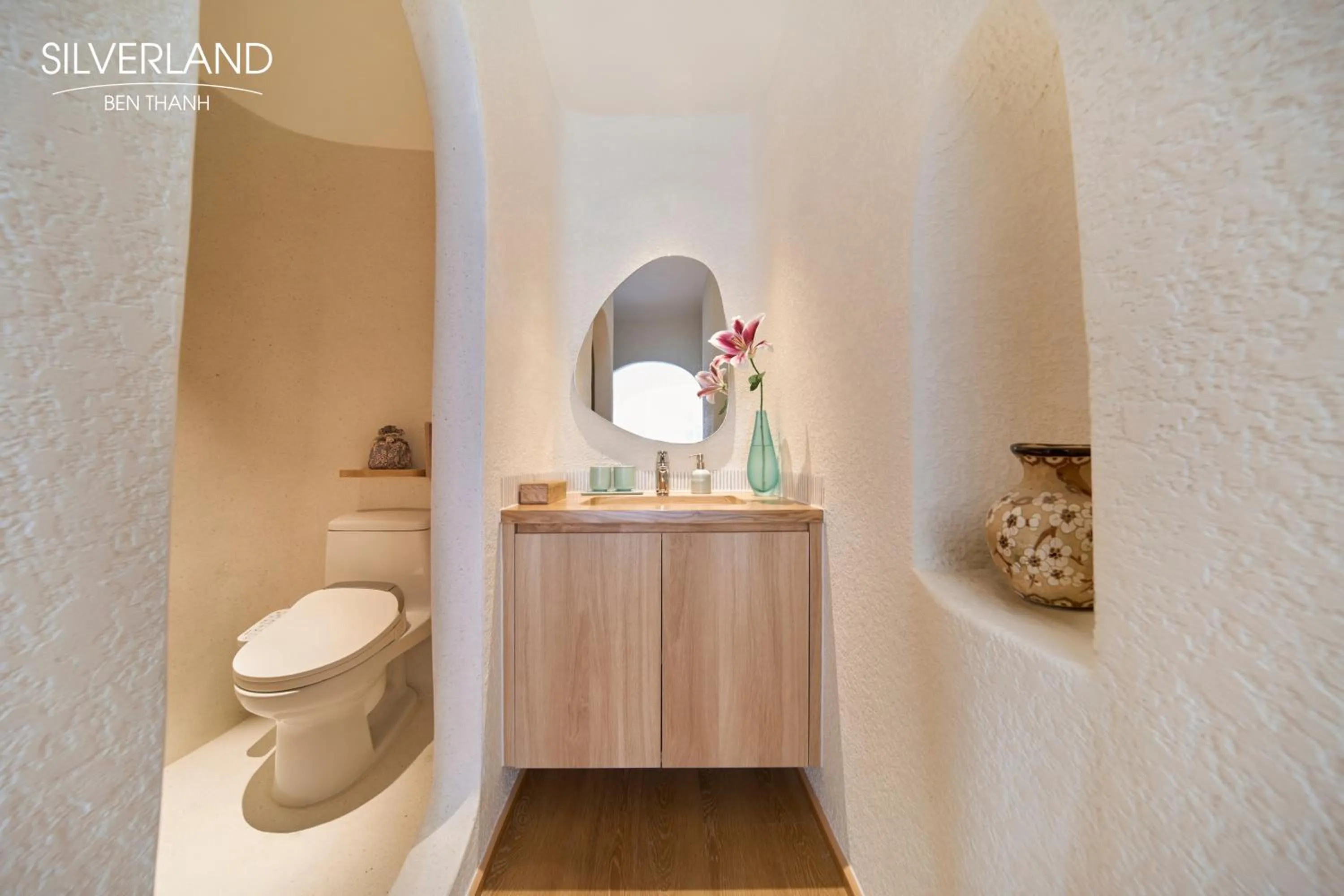 Bathroom in Silverland Bến Thành