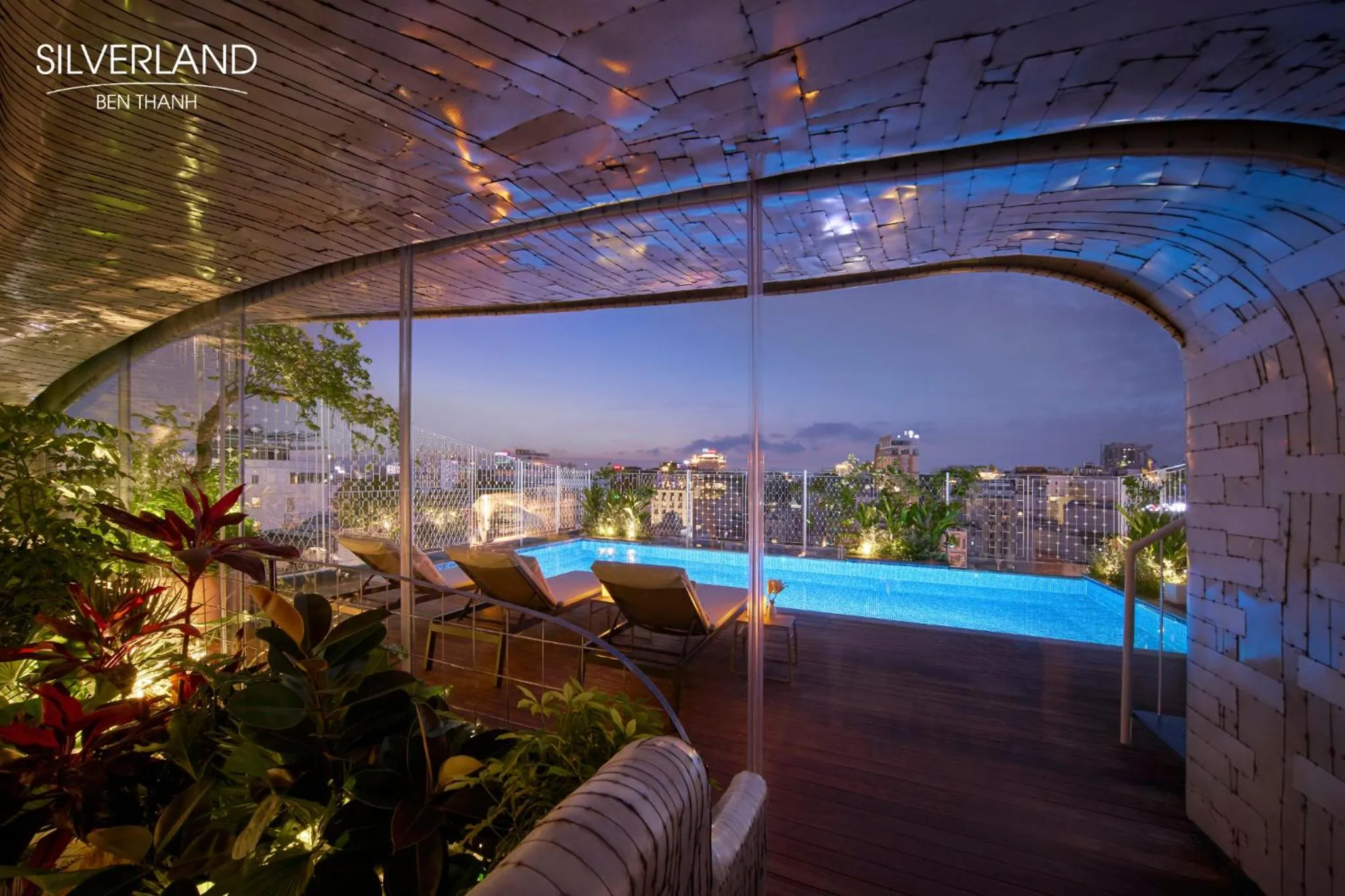 Swimming pool in Silverland Bến Thành