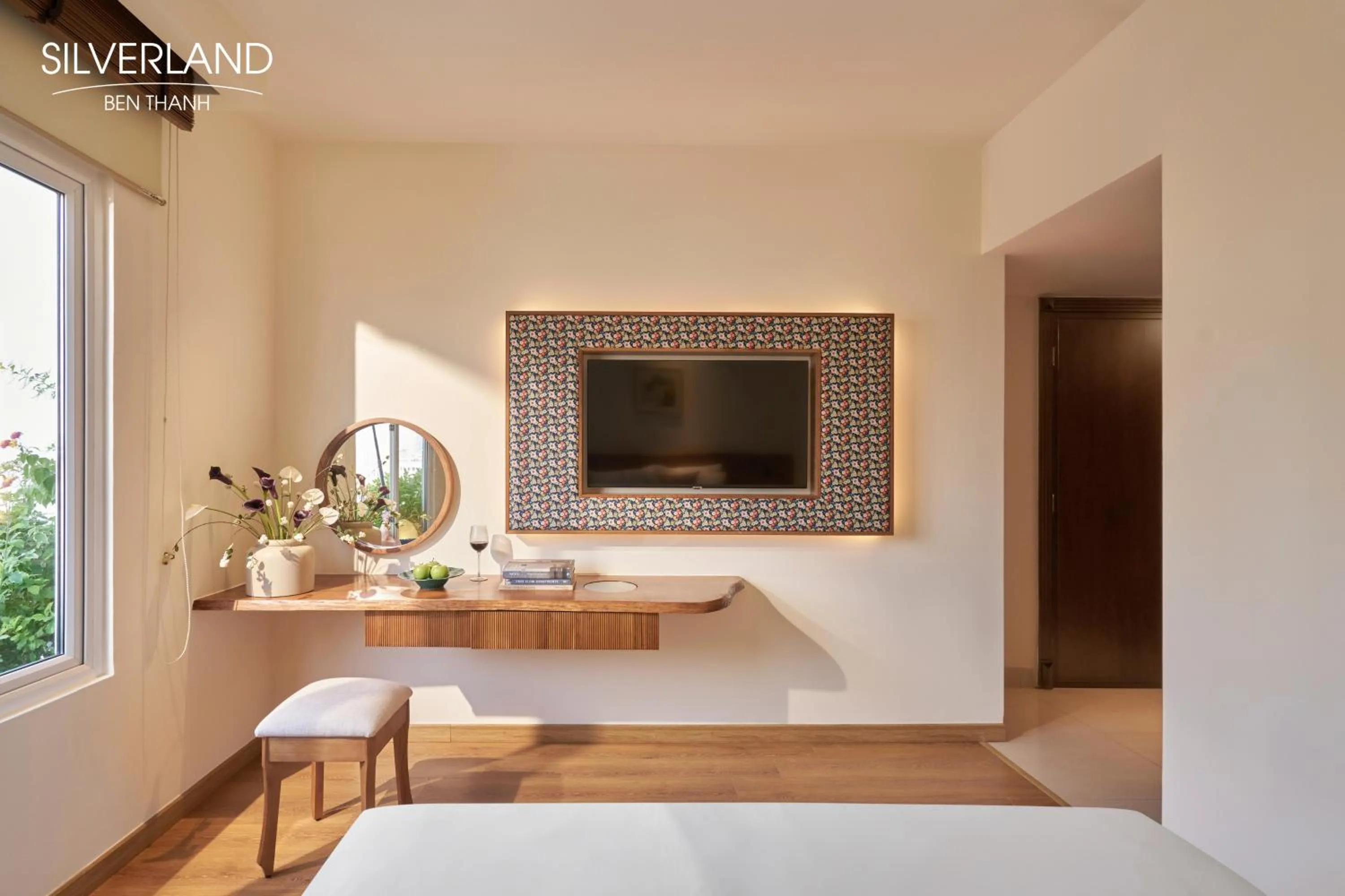 Area and facilities in Silverland Bến Thành