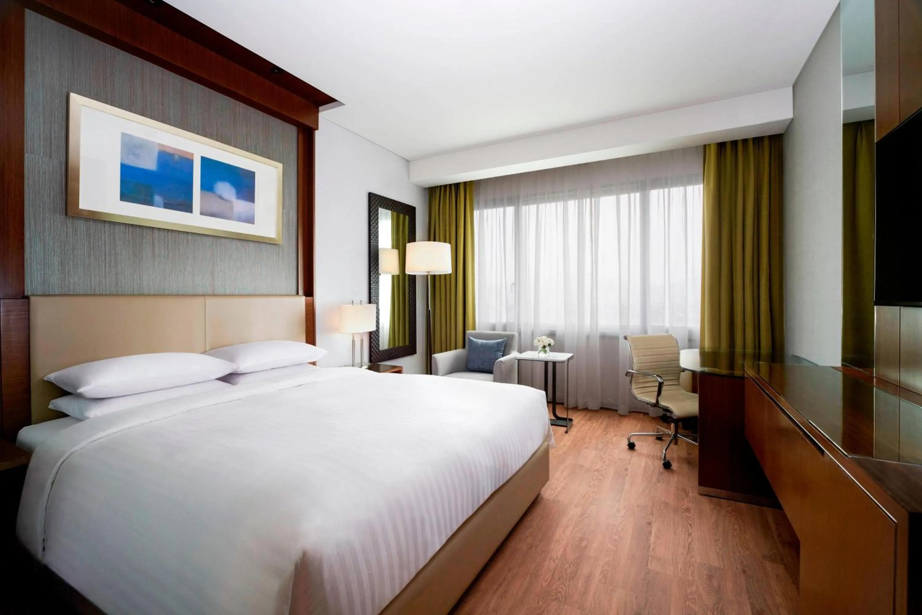 Photo of the whole room, Bed in Courtyard By Marriott Seoul Times Square