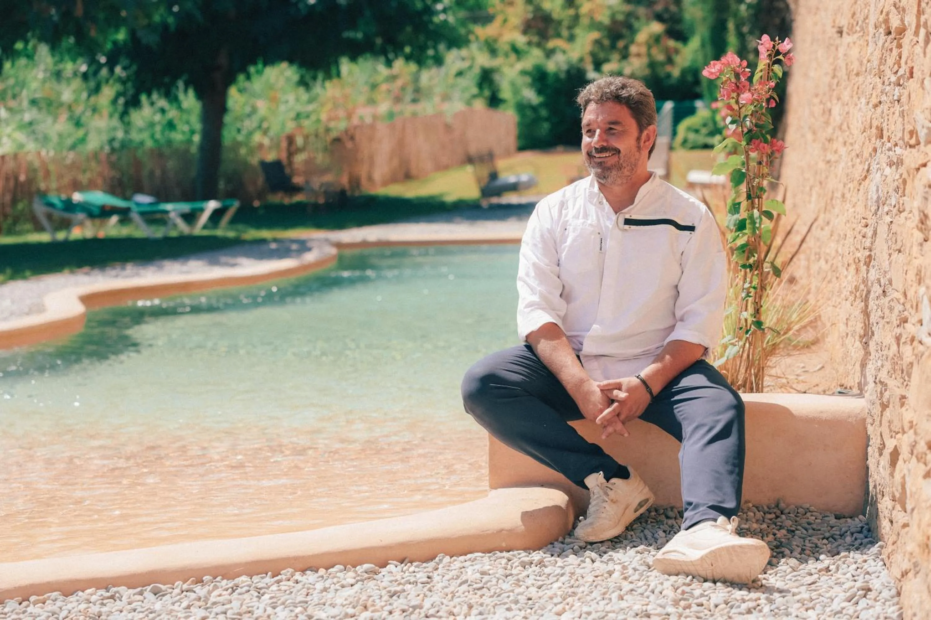 Swimming pool in Hotel Molí de l'Escala