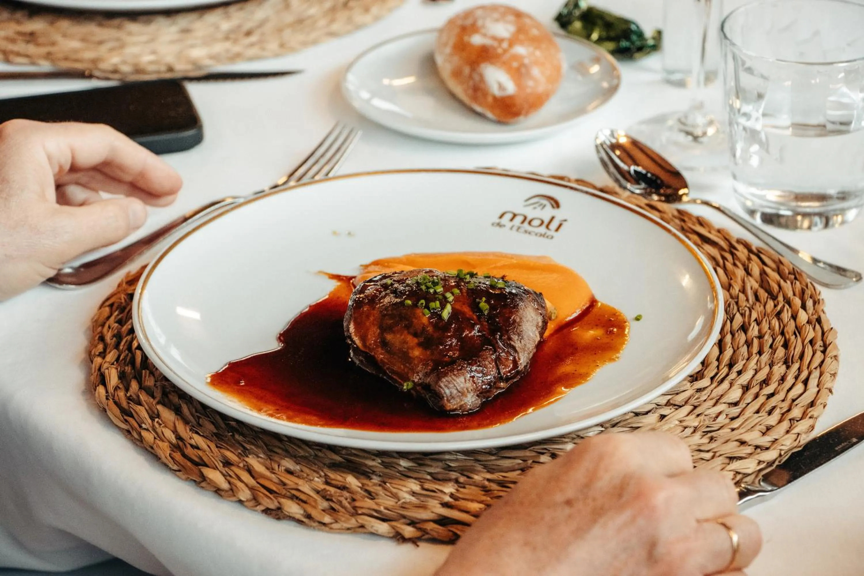 Restaurant/places to eat in Hotel Molí de l'Escala