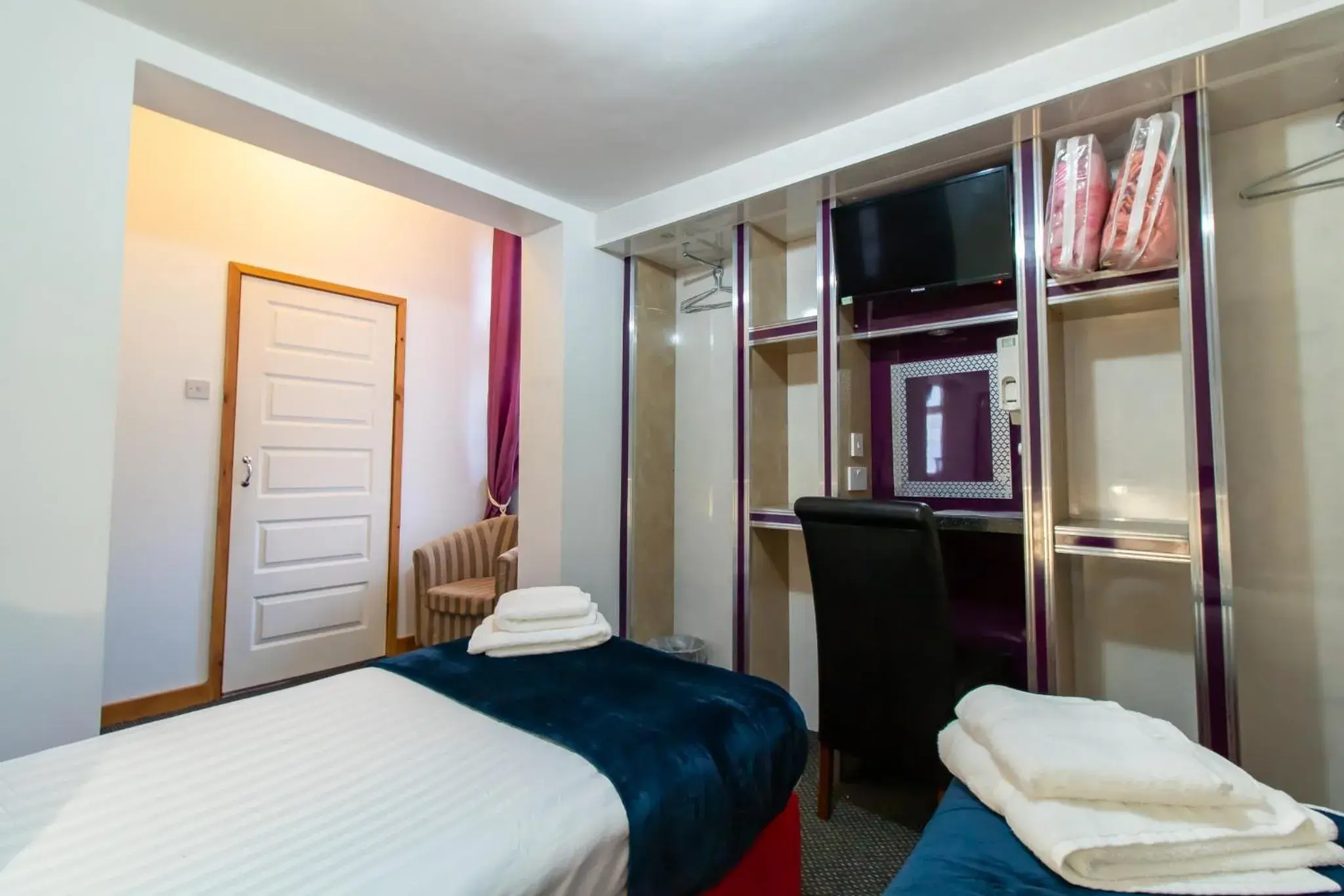 Standard Twin Room in OYO The Bentleys Hotel Standard Twin Room in OYO The Bentleys Hotel