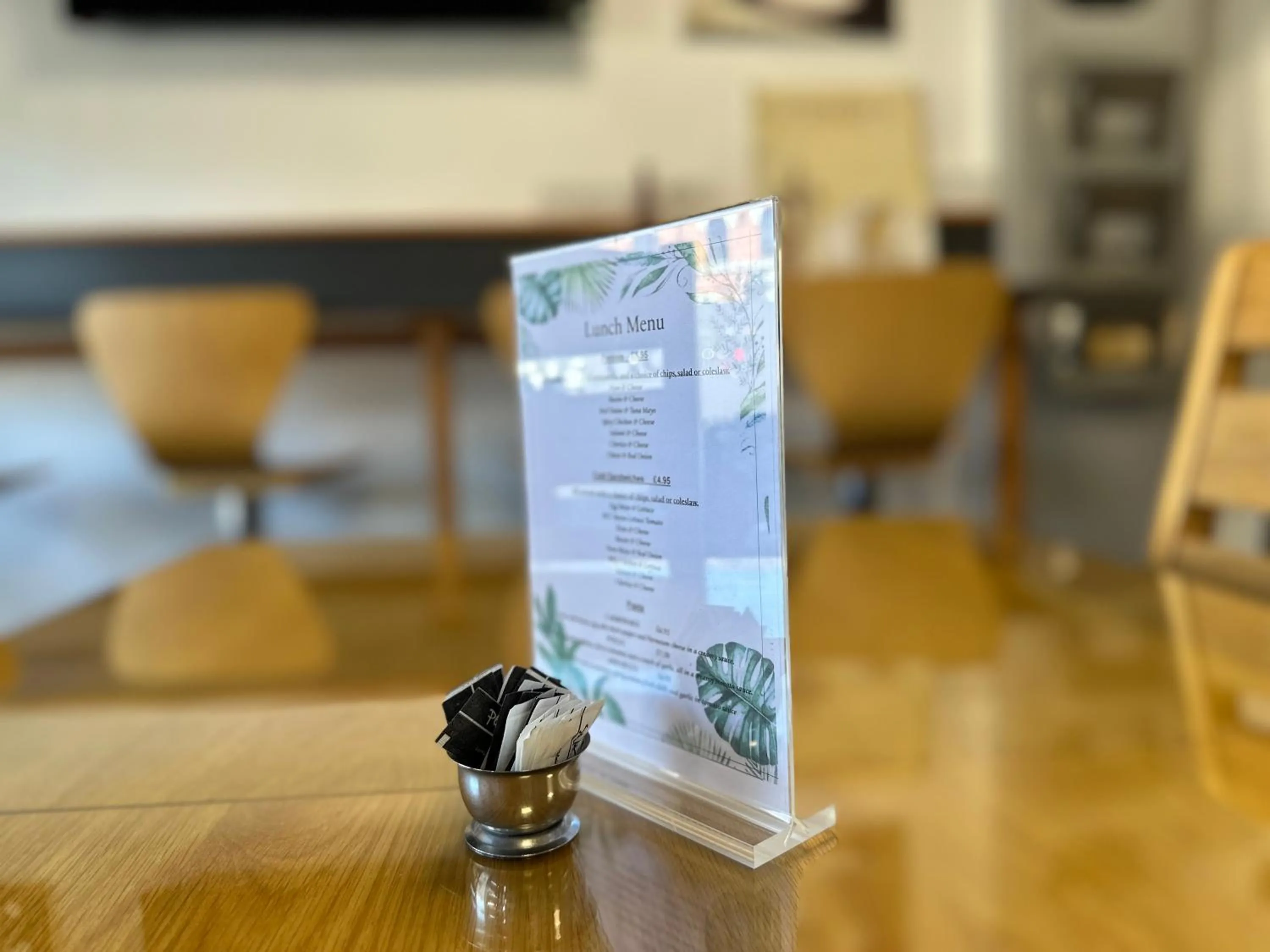 Lobby or reception in OYO The Bentleys Hotel