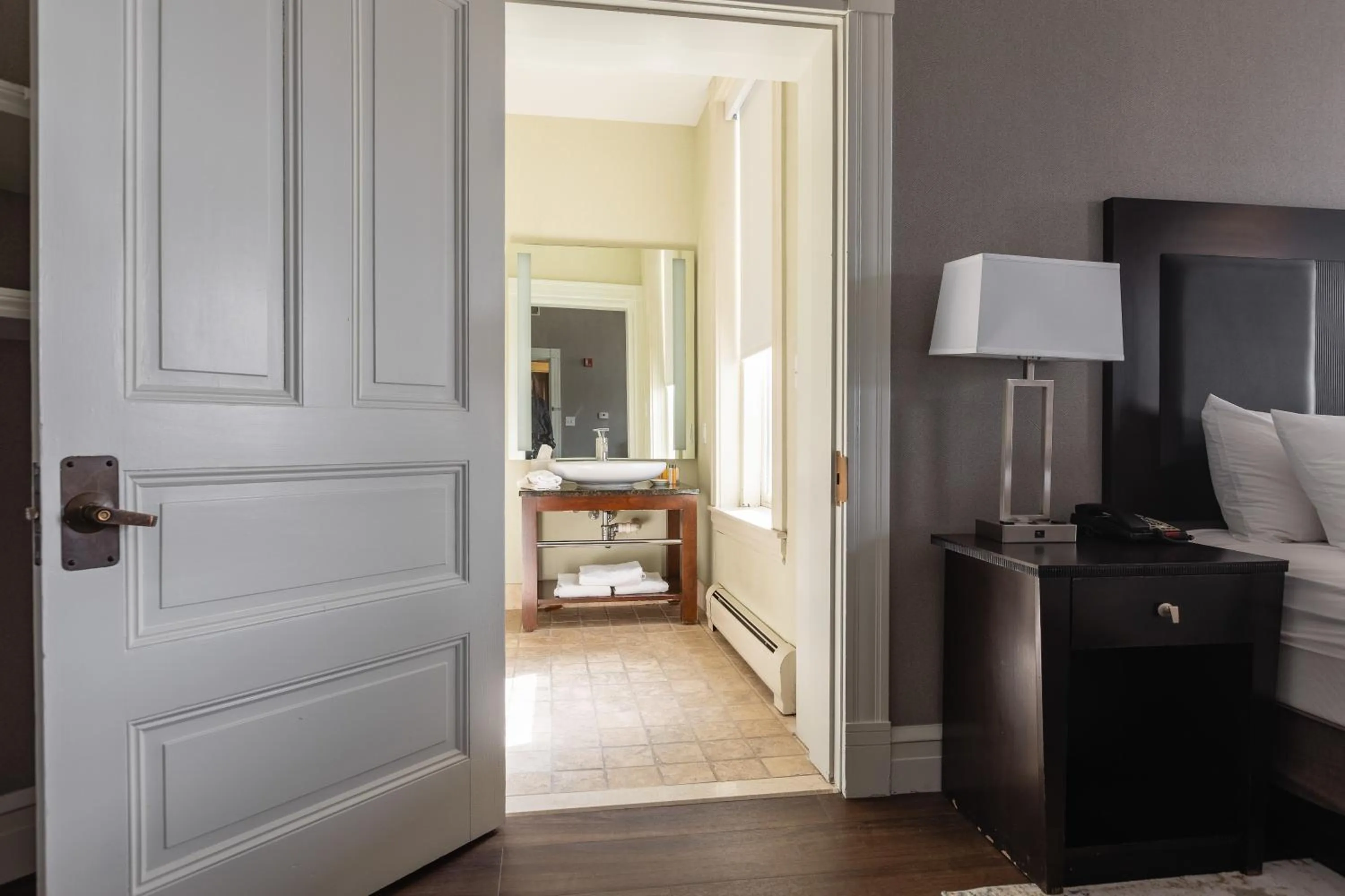 Bedroom, Bed in The Centennial Hotel