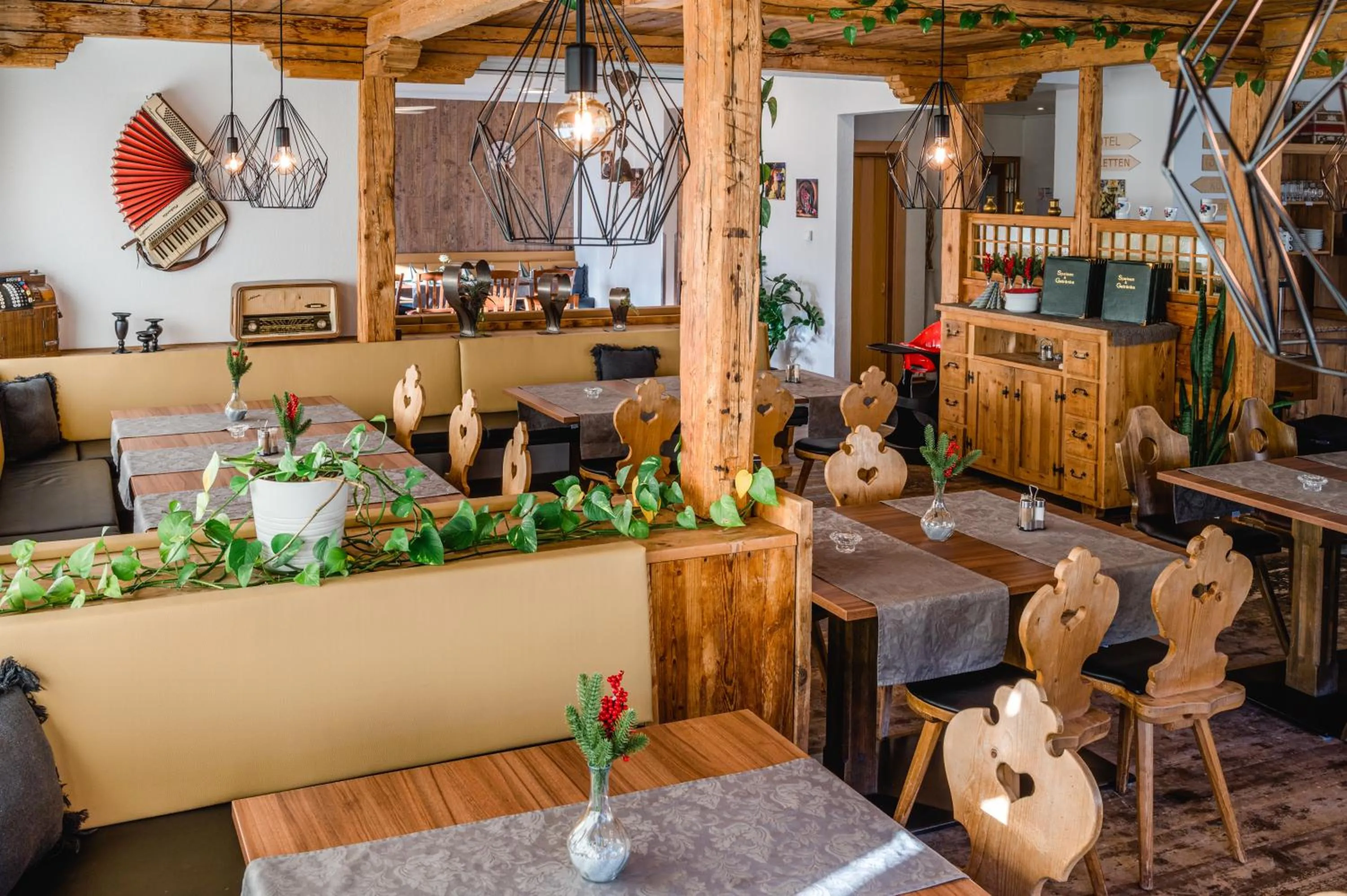 Restaurant/places to eat in Haiminger Hof