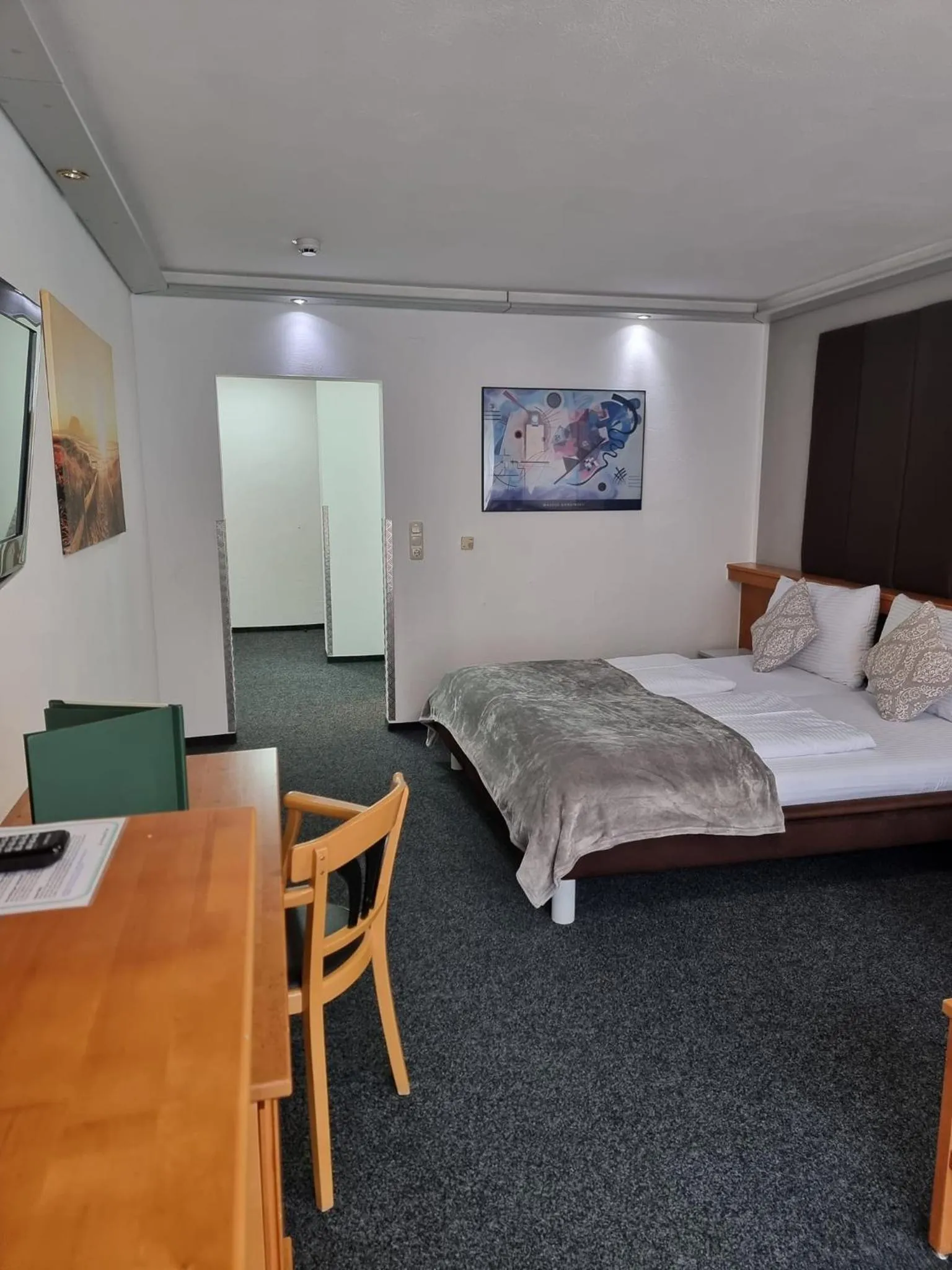 Photo of the whole room, Bed in Haiminger Hof