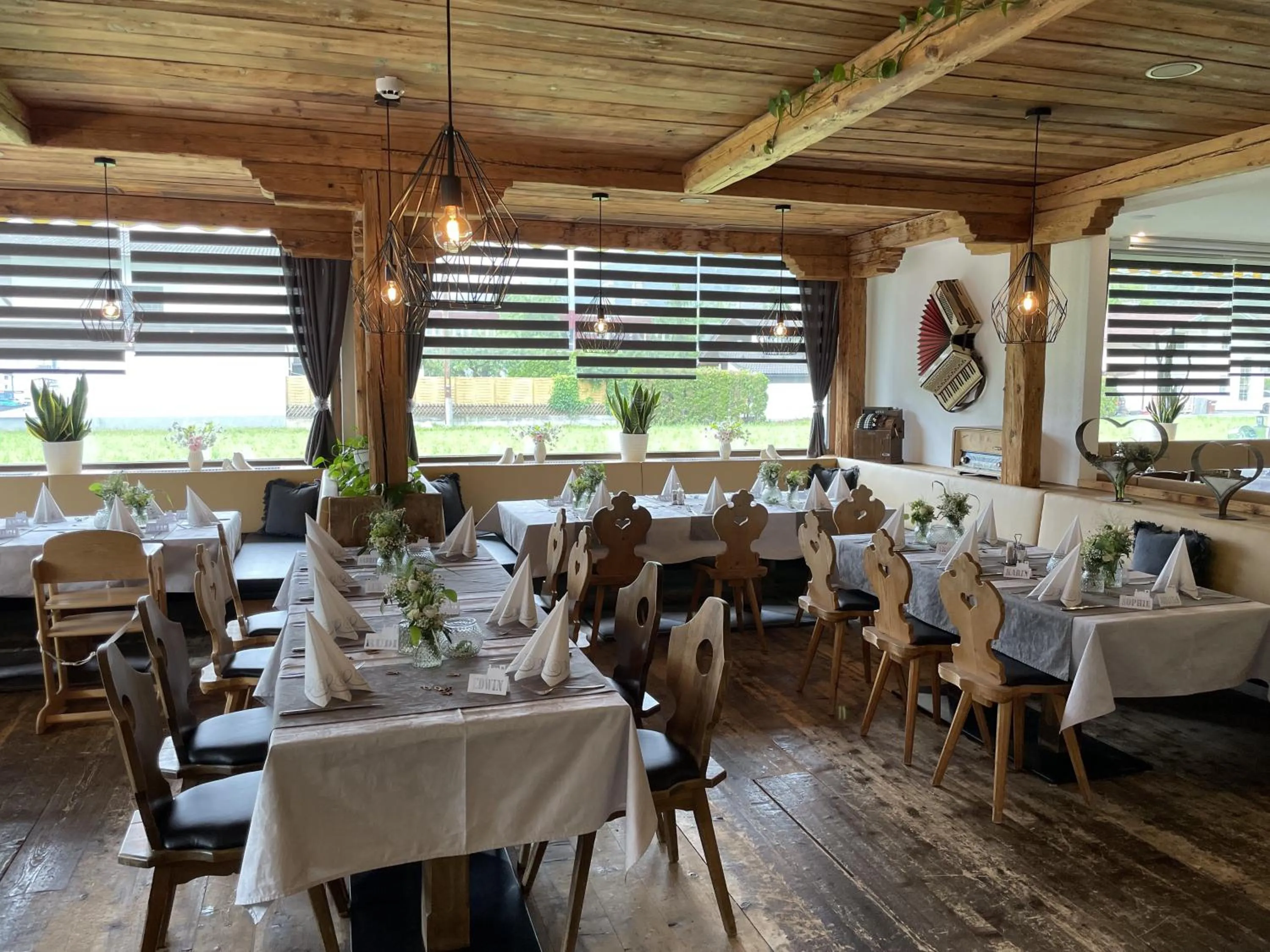 Restaurant/places to eat in Haiminger Hof