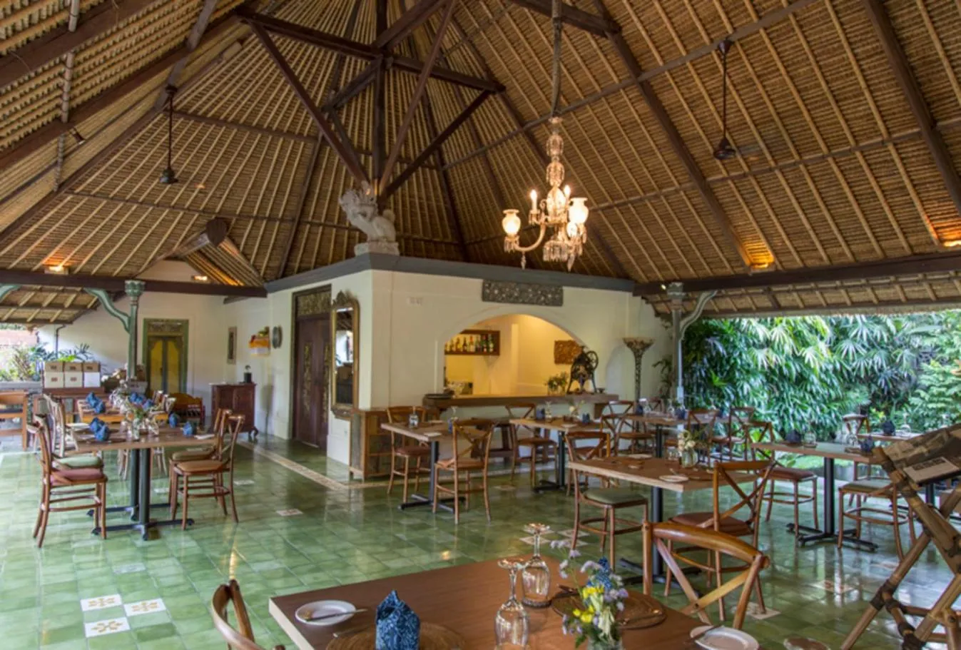 Restaurant/places to eat in Villa Canggu by Plataran