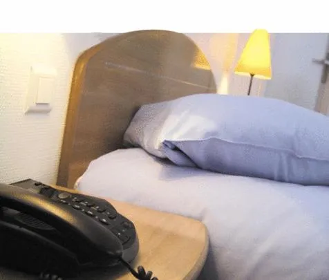 Photo of the whole room, Bed in Amadeus Hotel