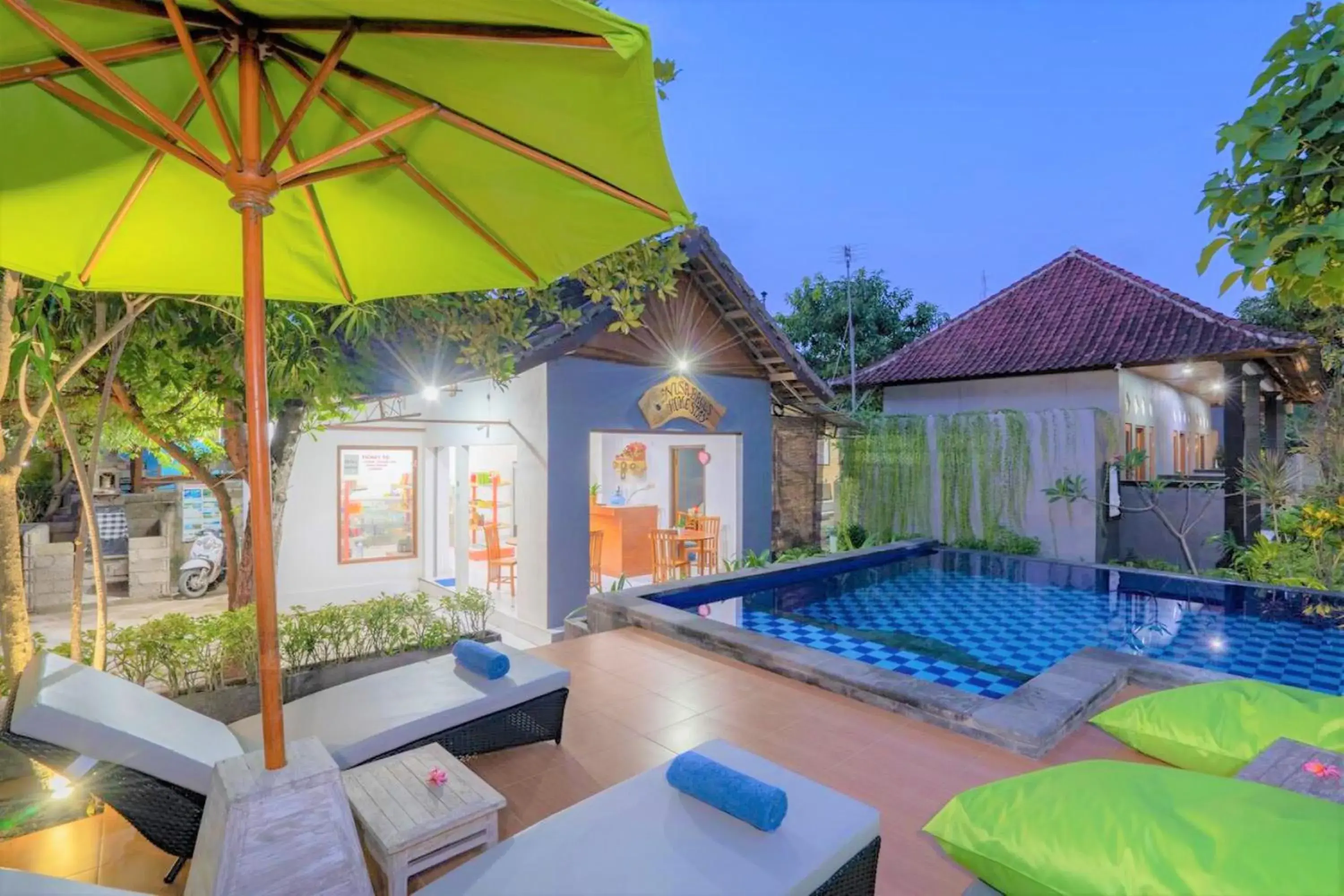 Property building in Nusa Bagus Homestay Lembongan Property building in Nusa Bagus Homestay Lembongan
